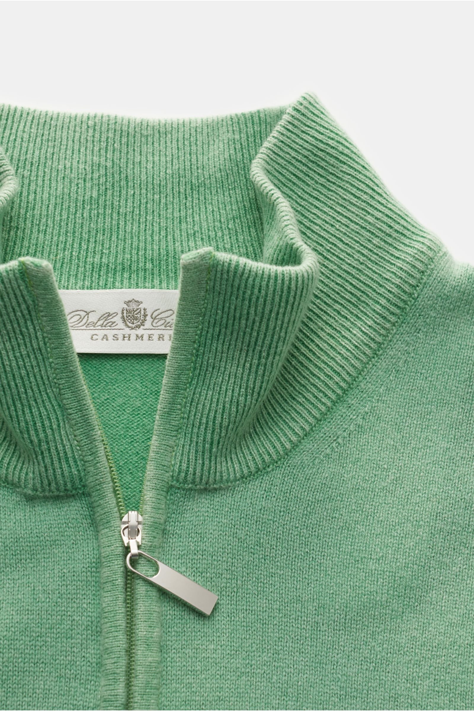 DELLA CIANA cashmere half-zip jumper light green | BRAUN Hamburg