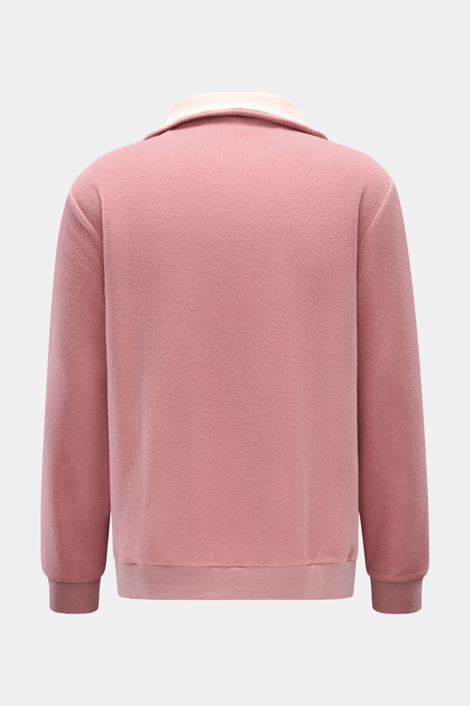 Back view of 04651/ A trip in a bag Troyer 'Cw Quarter Zip' altrosa in soft pink fleece with ribbed cuffs and hem, showcasing its wool-cotton mix. Lässig durch die Übergangszeit: Der Troyer von 04651/ A TRIP IN A BAG überzeugt mit seiner samtigen Fleece-T