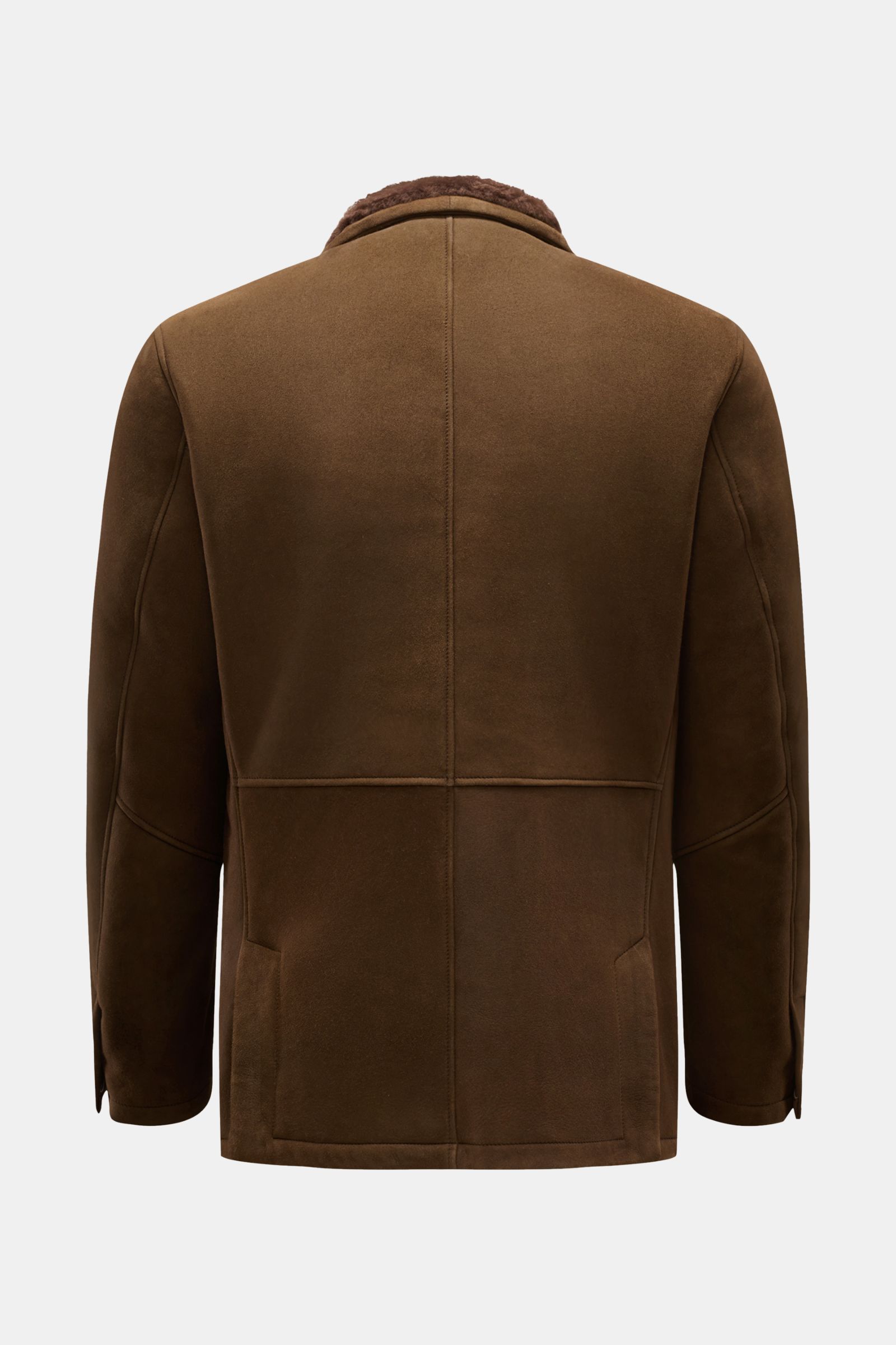 Rückansicht der Rifugio Lammfelljacke braun aus feinstem Lammveloursleder mit Reverskragen, Seitenschlitzen und Schlitz-Ärmelabschlüssen.