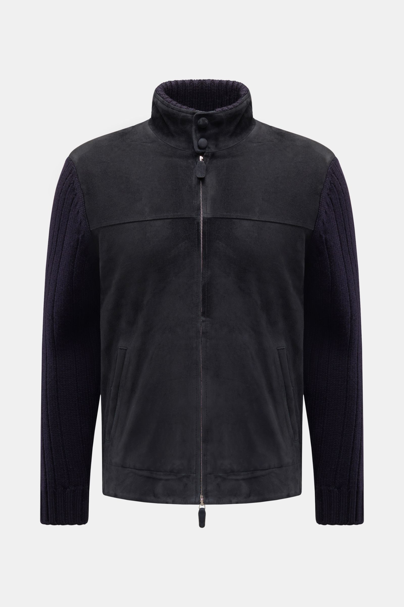 Emporio Armani Strickjacke navy, frontal fotografiert, grob gestrickte Schurwolle mit wattierter Ziegenveloursleder-Front, Slim Fit, Stehkragen, Reißverschluss, Leistentaschen, Rippbündchen.