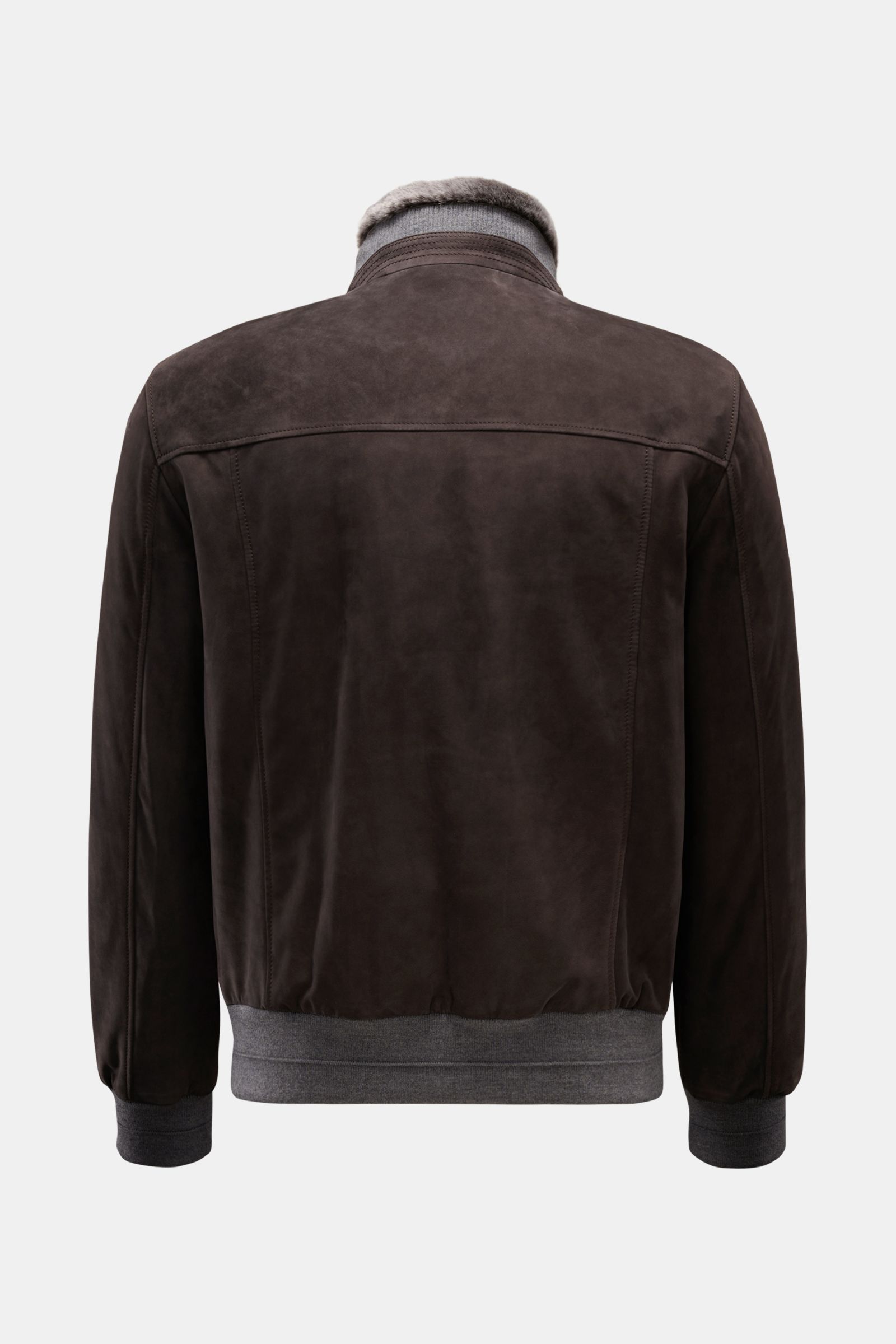 Rear view of the Manzoni 24 Veloursleder-Blouson graubraun in luxurious grey-brown suede with lambskin collar, slim fit and quilted cotton lining.

Description: Stilvoller Begleiter für die Übergangszeit: MANZONI 24 präsentiert mit diesem edlen Blouson