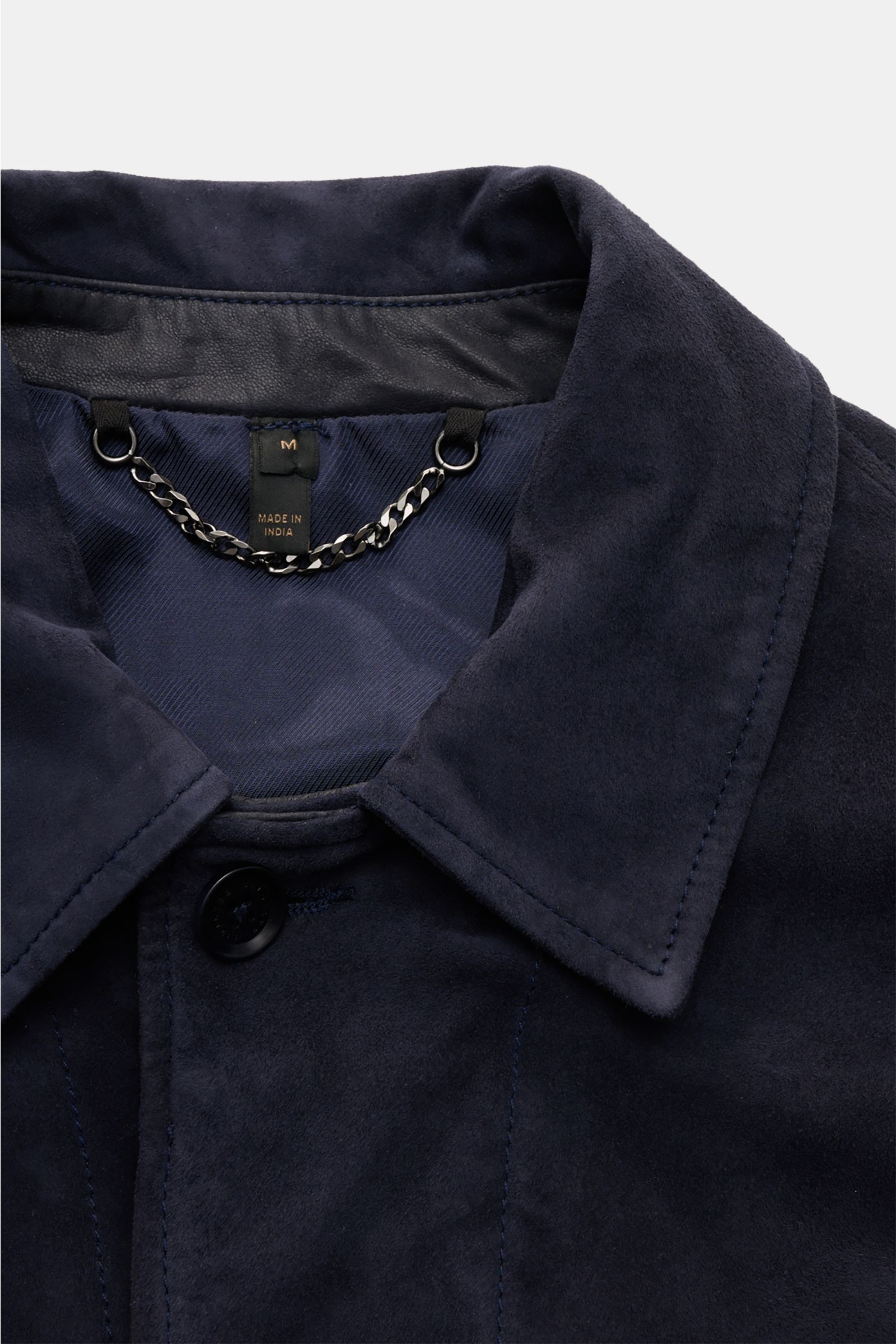 Close-up front view of Belstaff Suede jacket 'Waymark' navy in supple suede with turn-down collar, concealed button placket, and tonal lining. 

Description: 
A versatile piece in supple suede: The hybrid 'Waymark' by BELSTAFF is a cool alternative pie