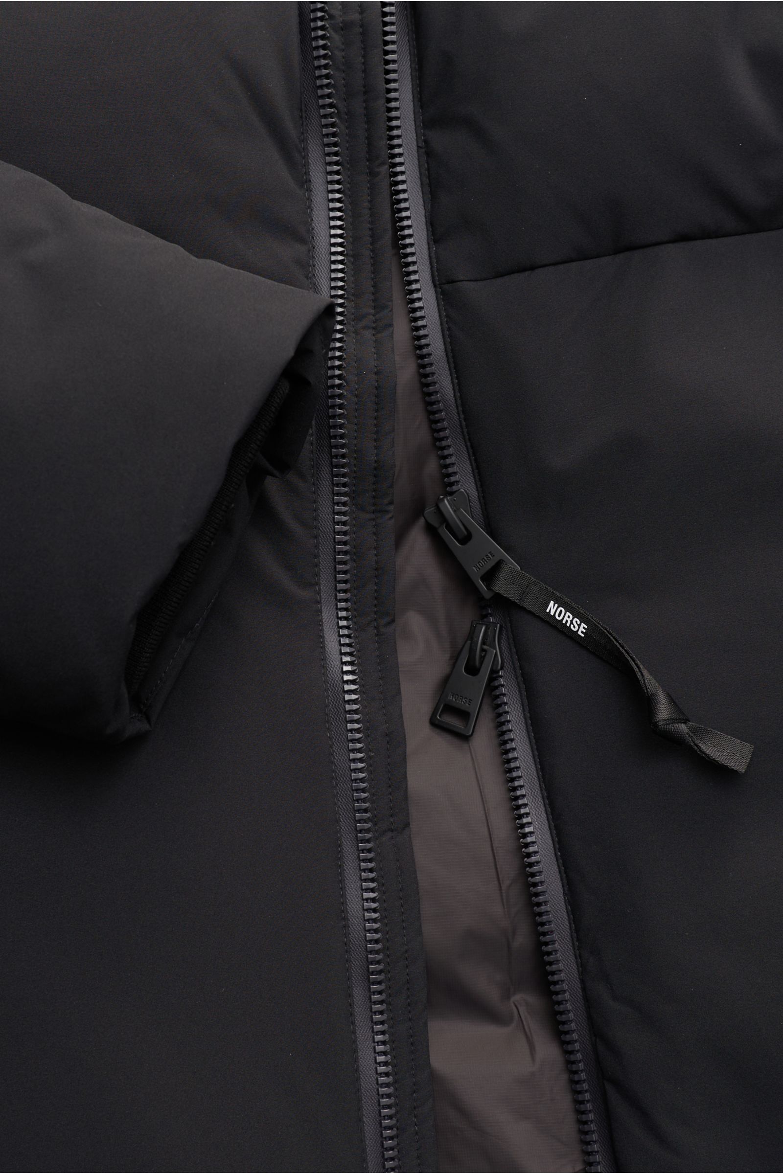 Norse Projects Daunenjacke 'Asger' schwarz