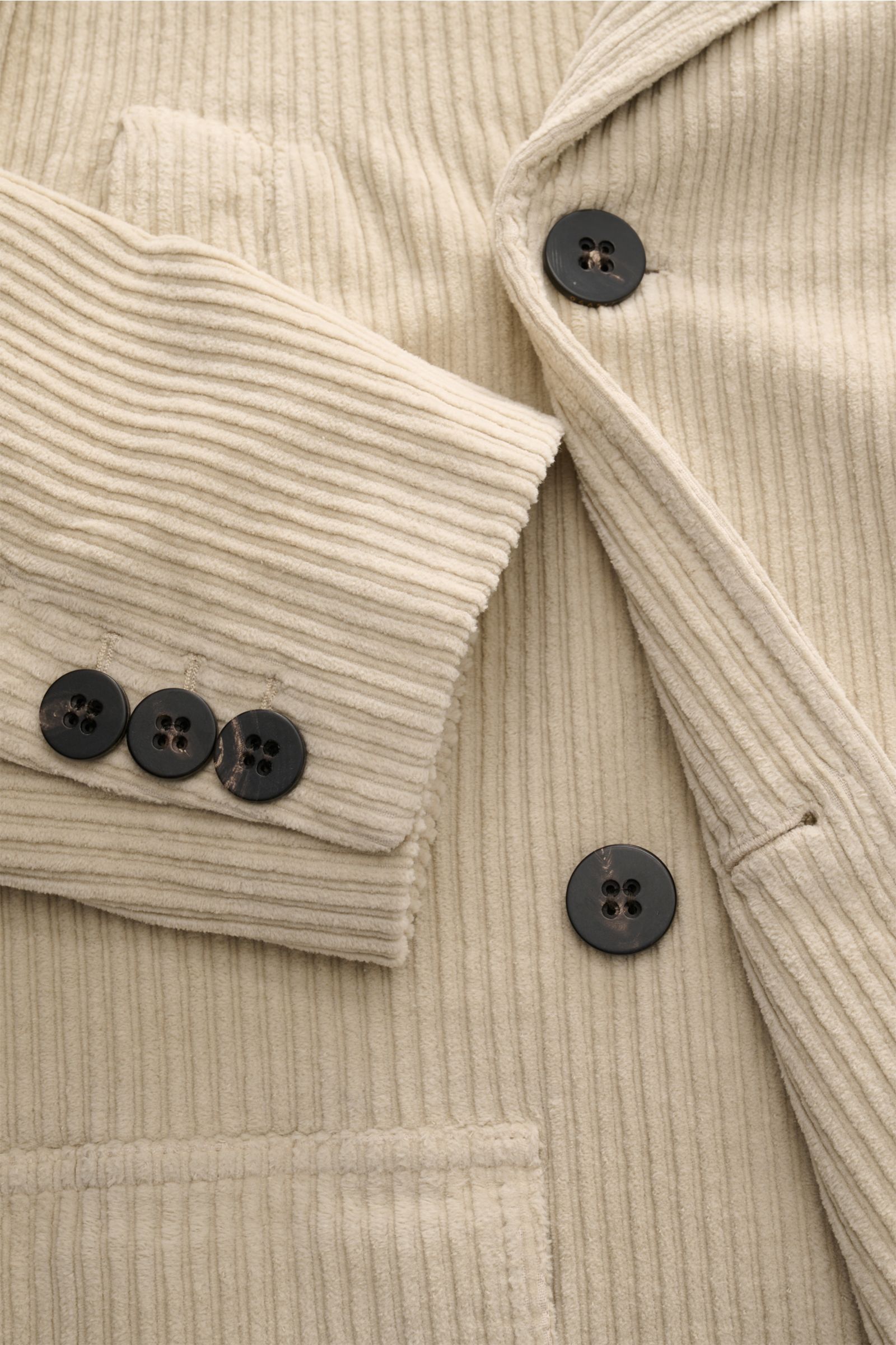 04651/ A trip in a bag Cord-Cabanjacke sand