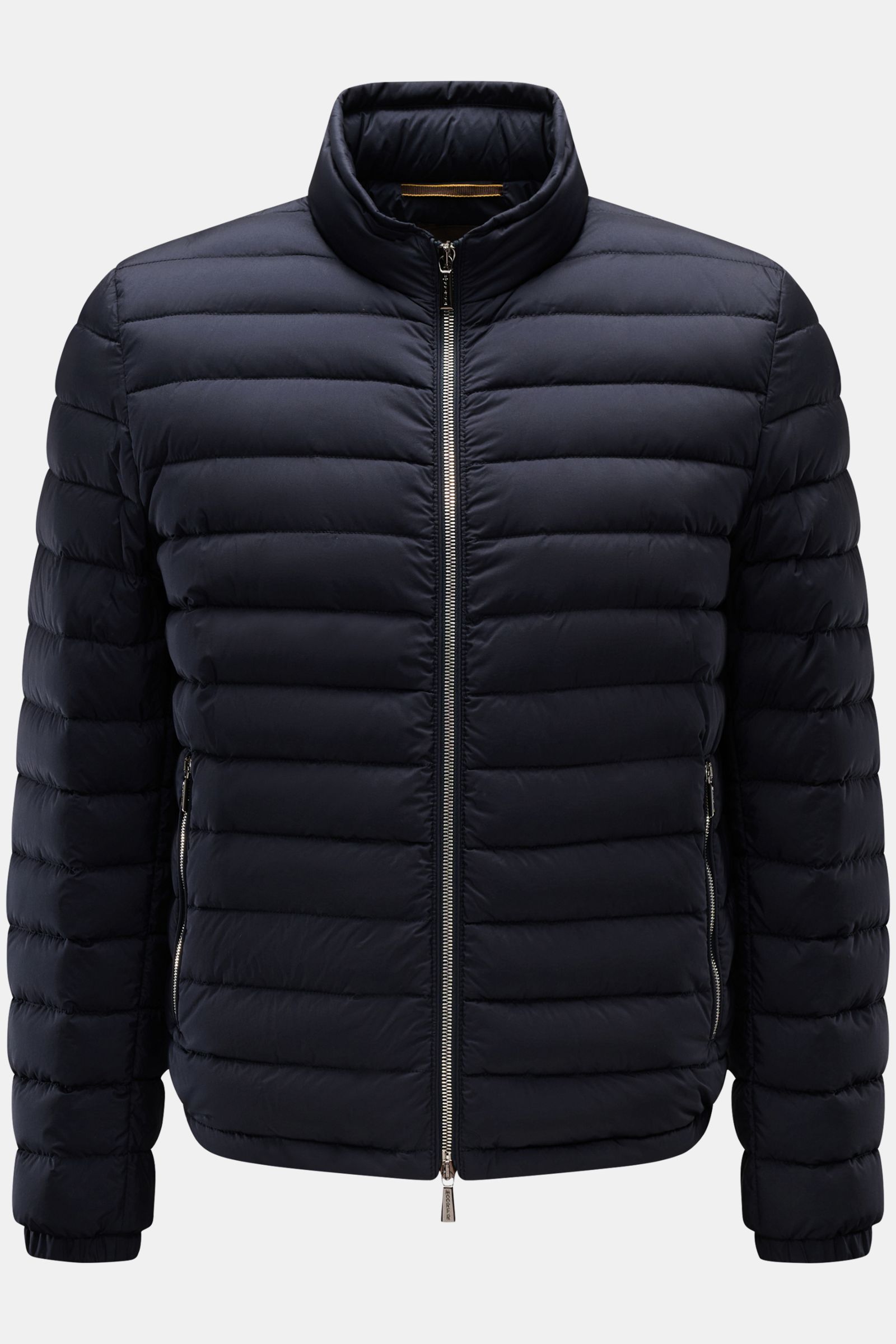 Moorer Kurzmantel 'Elson' navy, frontal fotografiert, 2-in-1-Jacke mit herausnehmbarer Daunenfüllung, wind- und wasserabweisend, Slim Fit.