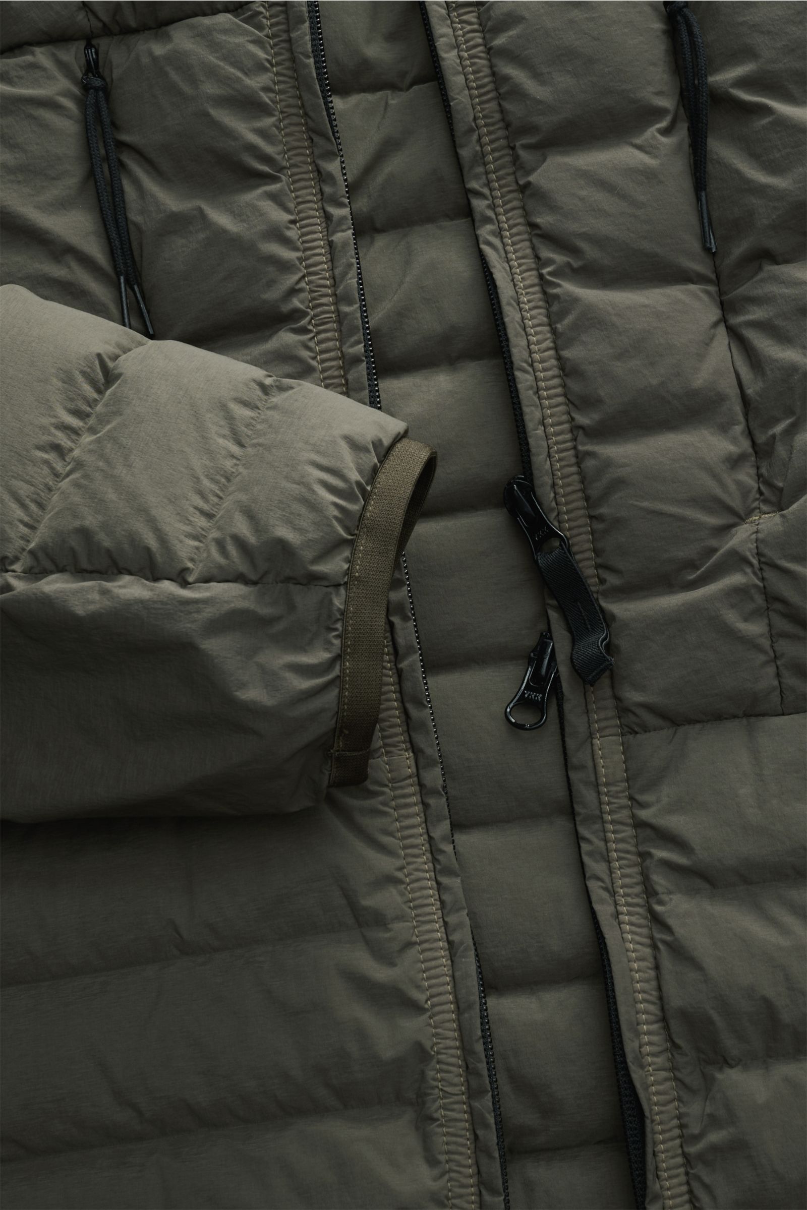 Stone Island Daunenjacke 'Seamless Tunnel Nylon Down-TC' oliv
