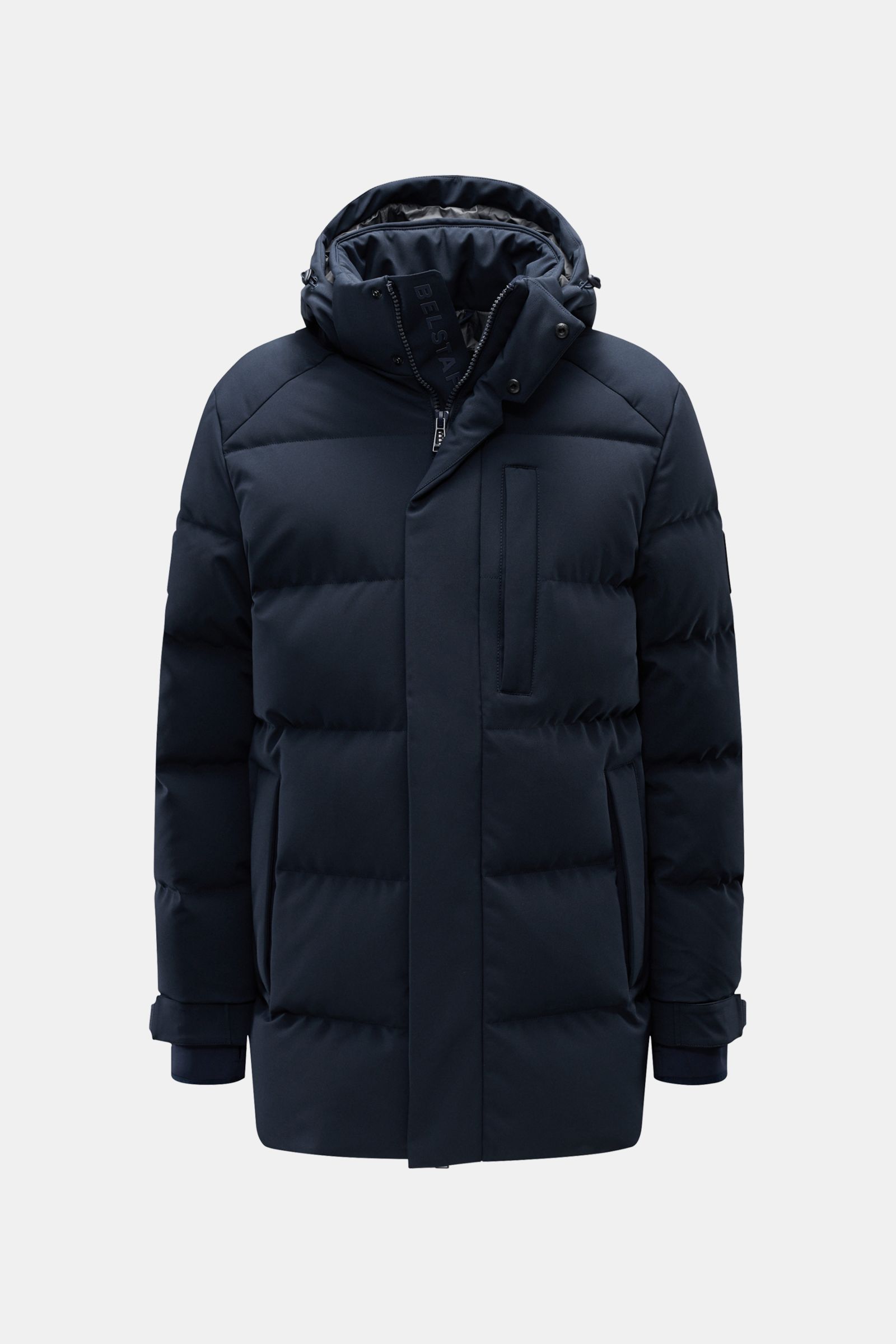 Belstaff Daunenjacke 'Pendulum' navy, frontale Ansicht, mit abnehmbarer Kapuze, Utility-Taschen, wind- und wasserabweisend, wärmend gefüllt.
