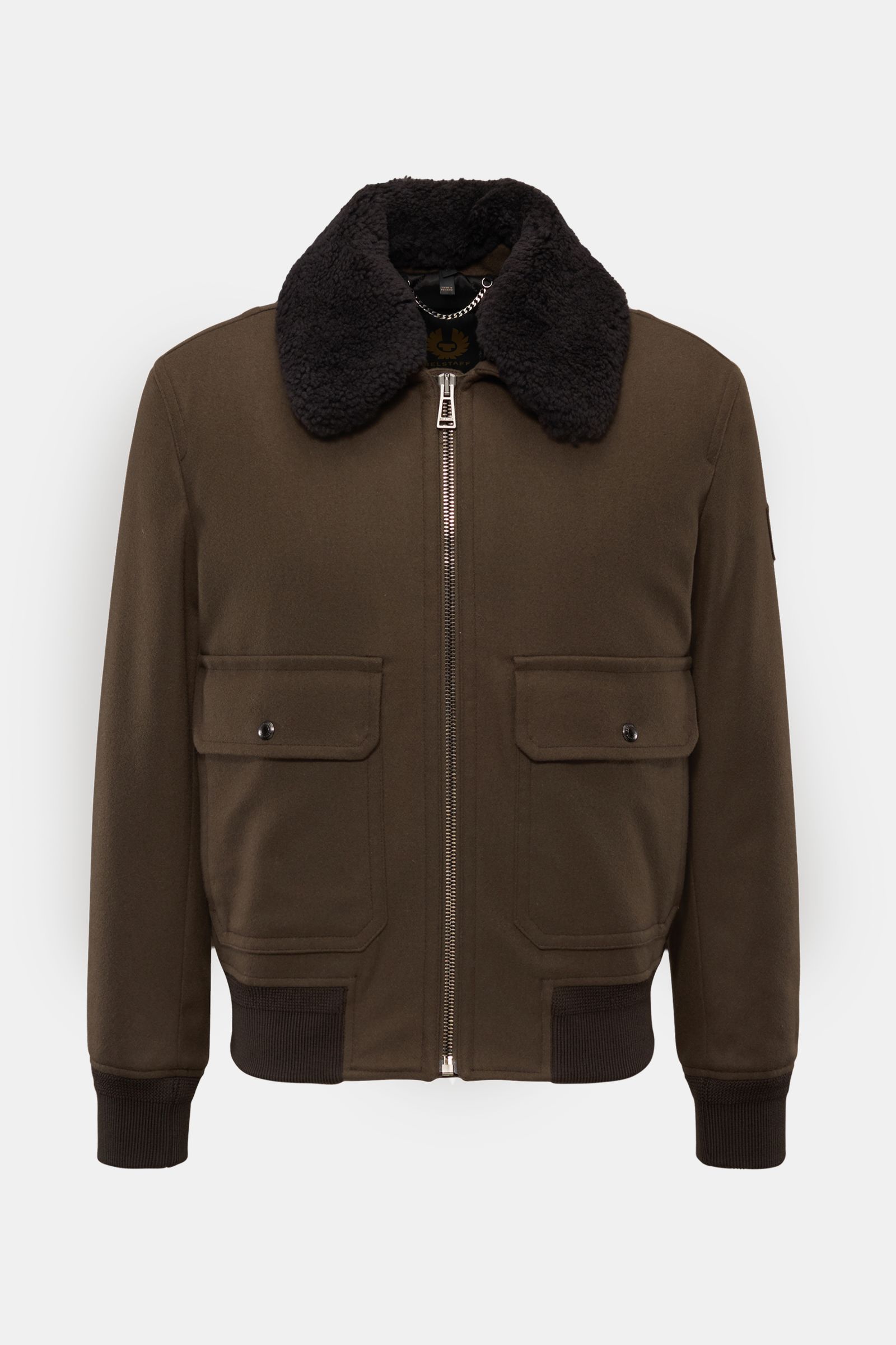 Belstaff Blouson 'Welder Jacket' braun, frontal mit abnehmbarem Lammfell-Kragen, Reißverschluss, Woll-Microfaser-Mix, Regular Fit, Fronttaschen.