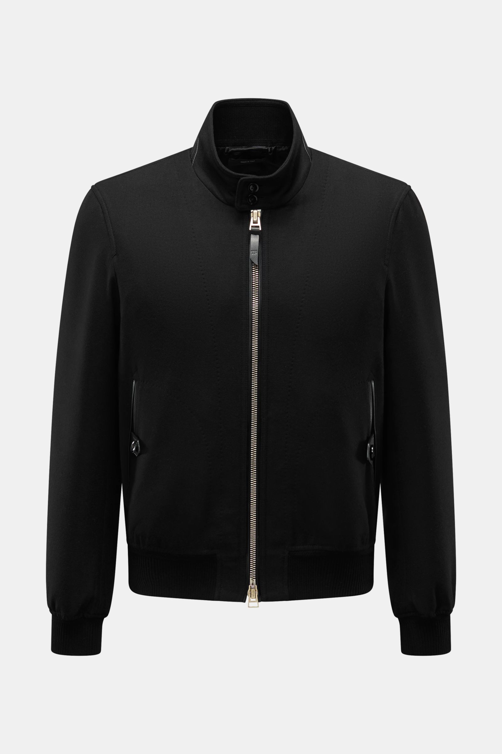 Front view of Tom Ford Veloursleder-Blouson navy in classic slim fit, made from luxurious lamb suede with rib-knit collar and cuffs.

Additional description:  
Luxus wie gewohnt von TOM FORD: mit diesem klassischen Blouson aus edlem Lammveloursleder mi