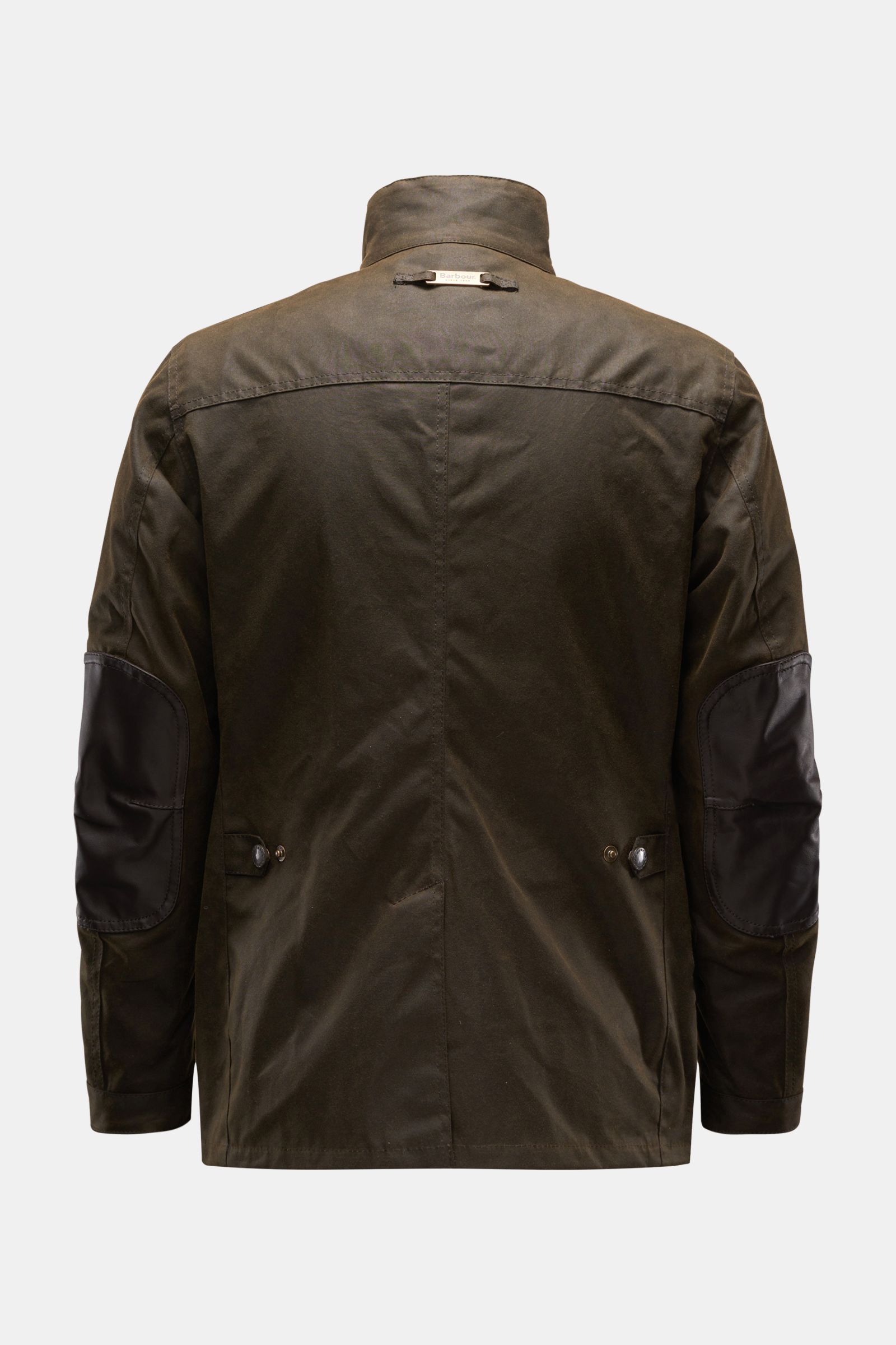 Back view of the Barbour Waxed jacket 'Ogston' dark olive, made of water repellent waxed cotton with leather elbow patches and snap buttons.

Description: Elegant, stylish, masculine: The modern waxed jacket 'Ogston' by BARBOUR in water repellent, waxe