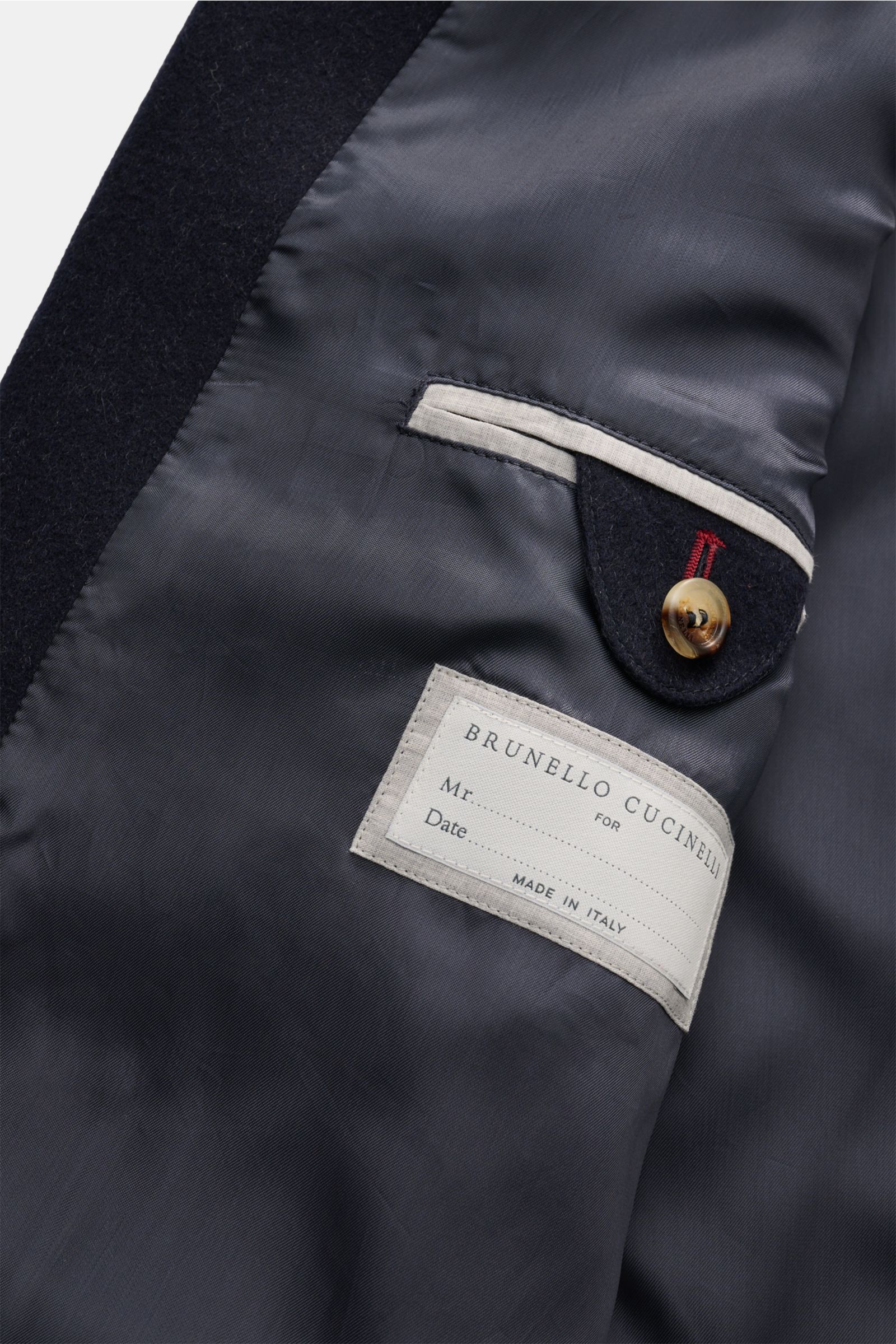 Innenansicht der Brunello Cucinelli Jacke navy aus reiner Wolle mit geschmeidigem Griff, Slim Fit, Zwei-Wege-Reißverschluss, variablem Kragen, schräge Leistentaschen, Ärmelabschlüsse mit Druckknopfriegel, elastischem Saum, kontrastfarbener Futterstoff und