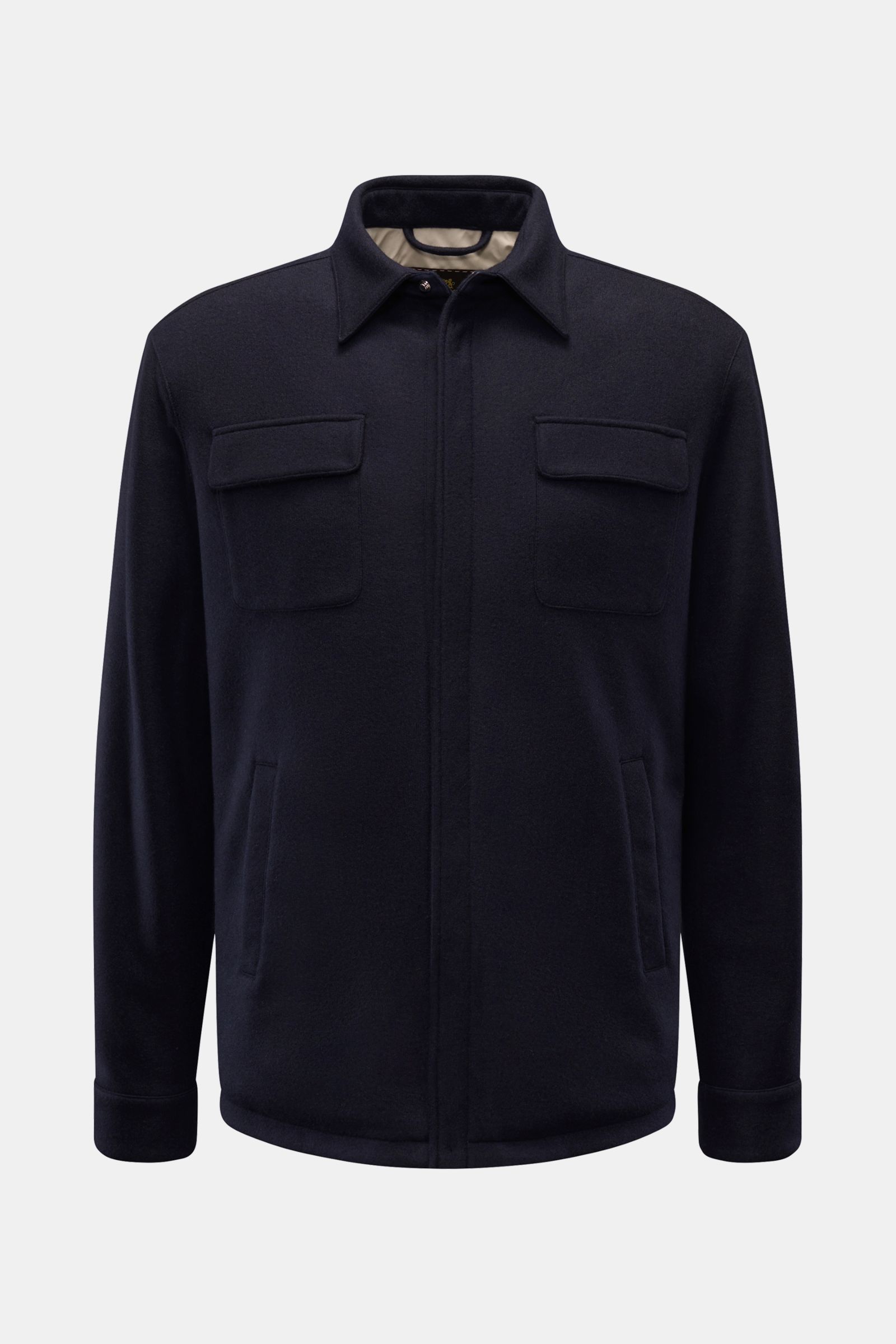 Front view of Mandelli Cashmere Daunenjacke navy in slim fit, featuring six-button placket, flap chest pockets, welt front pockets, button cuffs, and quilted lining.