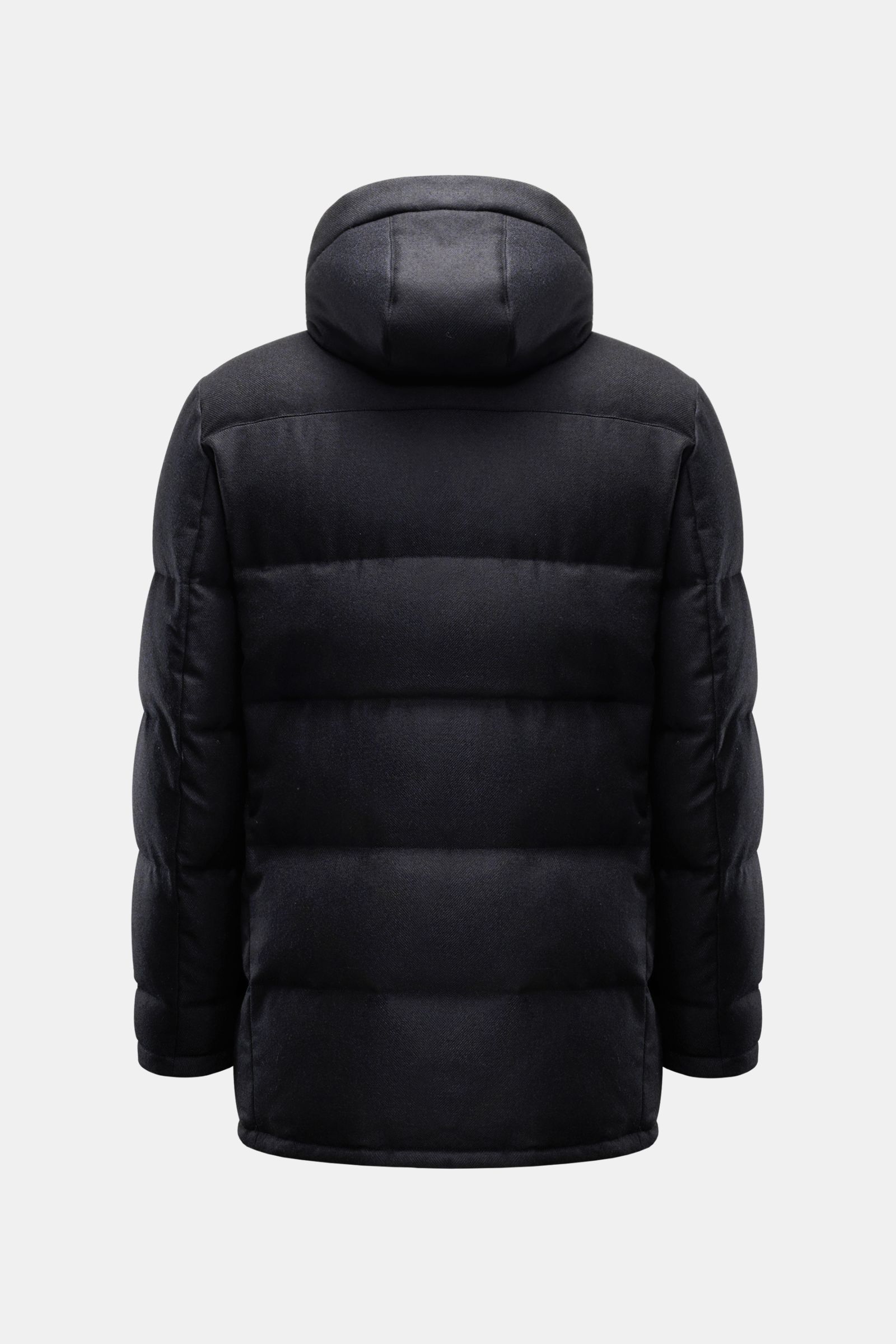 Mandelli Daunenjacke navy, Rückansicht, navyfarben, mit Kapuze, abnehmbarem Fellbesatz, wärmender Daunenfüllung, Slim Fit, Schurwolle-Cashmere-Mix, Zwei-Wege-Reißverschluss, winddichte Knopfblende, Rippbündchen, weicher Griff und drei Innentaschen.