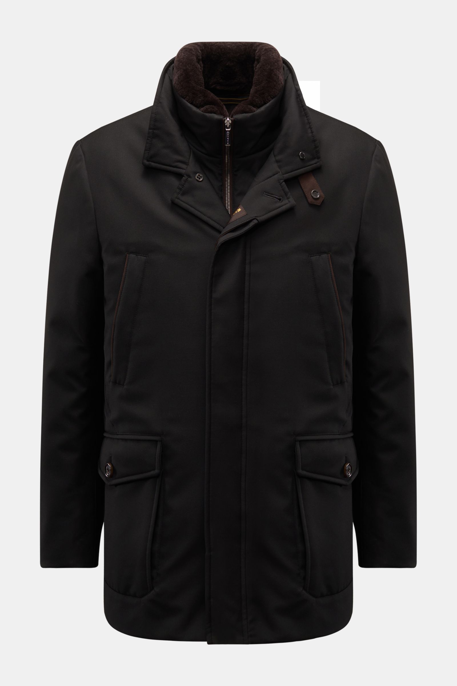 Front view of the Moorer Daunenjacke 'Drive Pum' schwarz, a stylish black down jacket with wind- and water-resistant microfiber and viscose blend, smooth touch, padded double front, warm down filling, slim fit, five-button placket, stand-up collar with bu