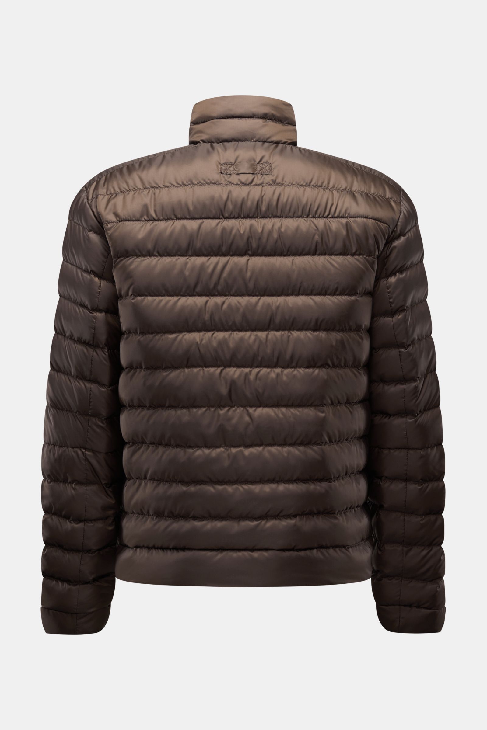 Back view of Canada Goose Down jacket 'Stratus Tonal' dark brown, super lightweight with ripstop fabric, padded collar, slim fit, elastic cuffs, and adjustable hem.

Description: The super lightweight 'Stratus Tonal' down jacket by CANADA GOOSE with hi