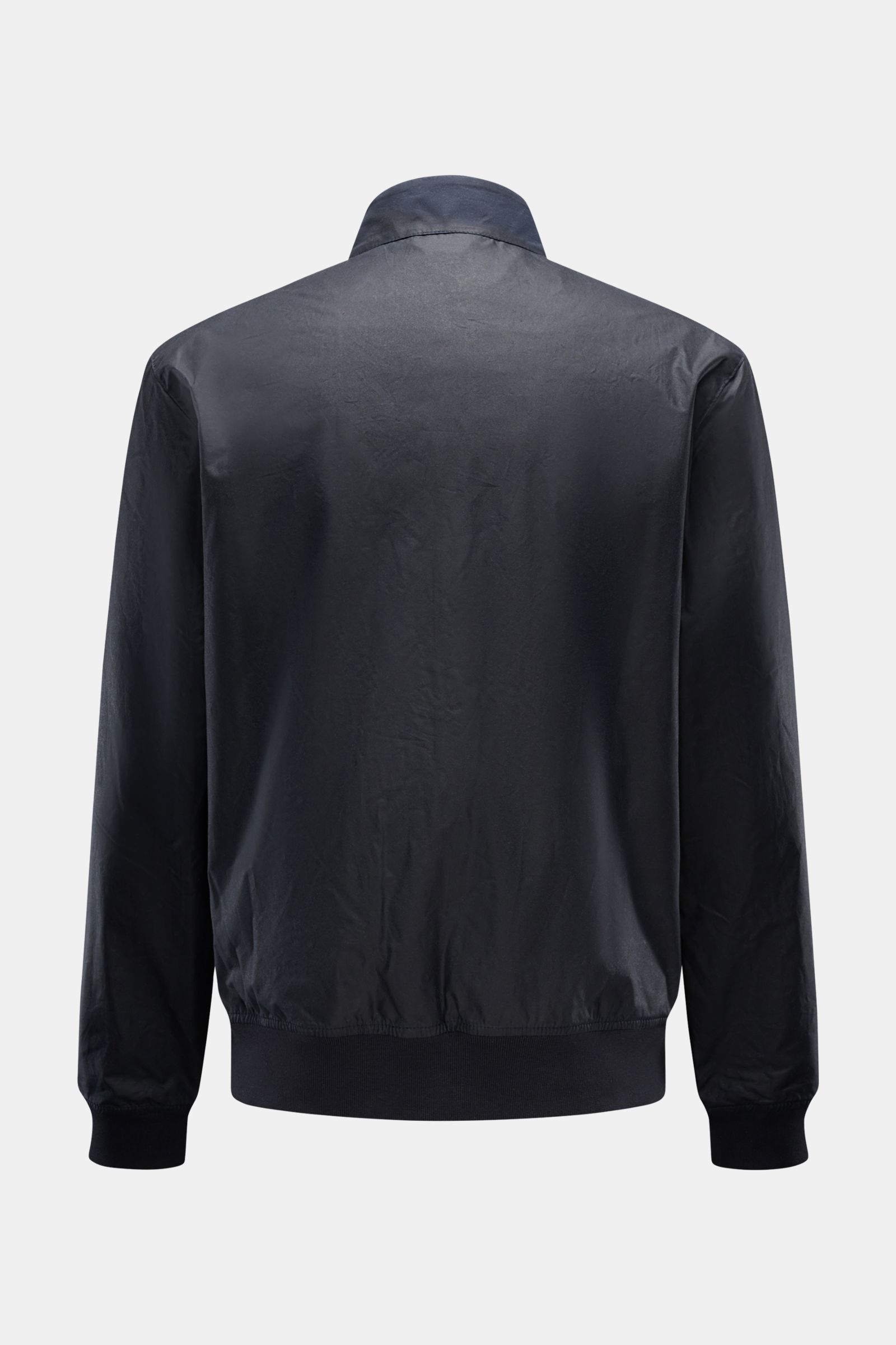 Back view of Barbour Waxed blouson 'Royston' dark navy in waxed cotton, showing slim fit with elasticated cuffs and hem.

Classic blouson by traditional label BARBOUR: With its short cut and signature corduroy trim on the collar, the model 'Royston' in