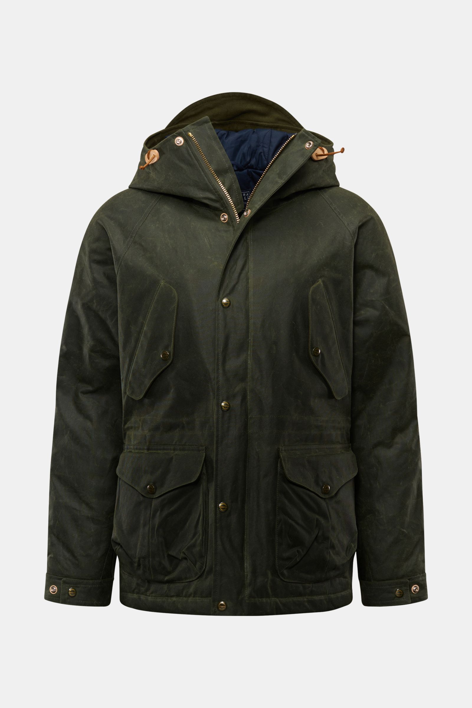 Manifattura Ceccarelli Wachsjacke 'New Fisherman' oliv, Frontansicht, gewachste Baumwolle, wasserabweisend, Slim Fit, Wollwattierung, Kapuze, Raglanärmel, mehrere Taschen.