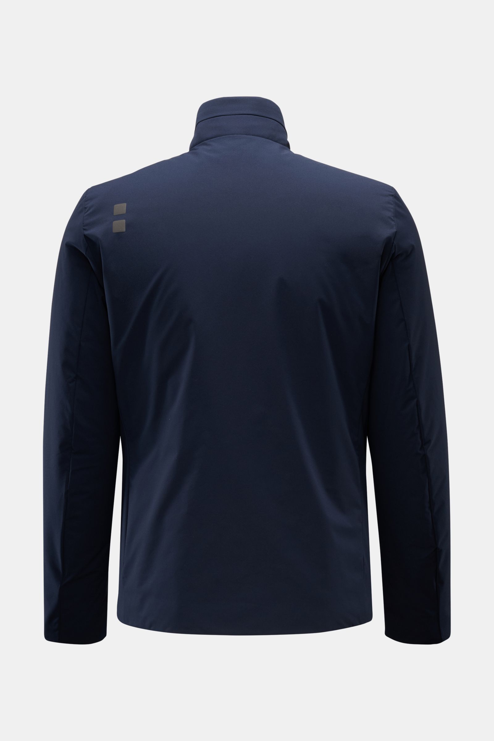 UBR Jacke 'Viper' navy Rückansicht, Slim Fit, wasserabweisend, elastische Microfaser, hochschließender Kragen, Reflektor-Details, leicht und warm.