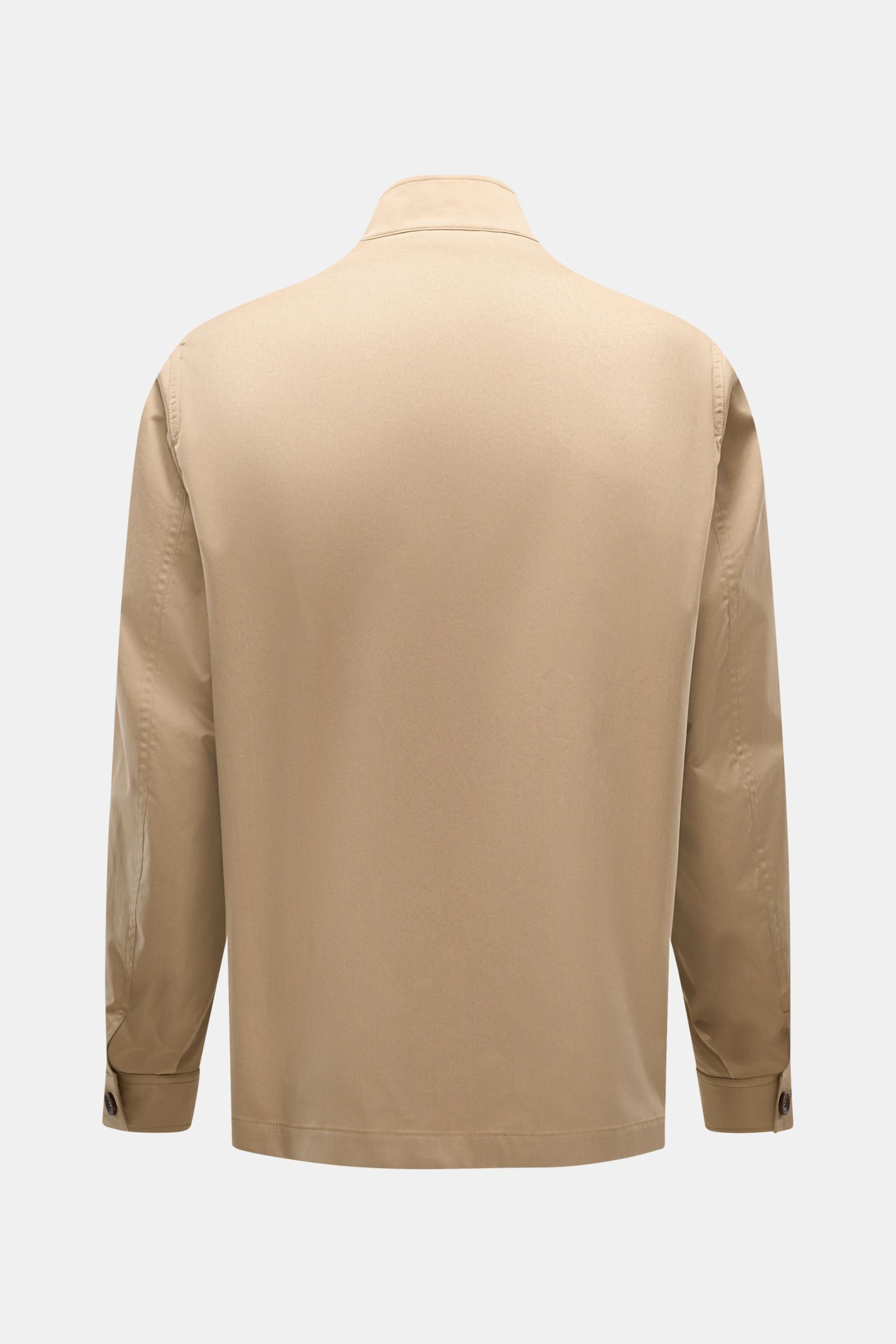 Doppiaa Overshirt 'Aasti' beige shown from the back, featuring a standing collar and buttoned cuffs. Versatile style for spring and summer: The subtle workwear charm of the lightweight cotton 'Aasti' overshirt from DOPPIAA enables you to create effortless