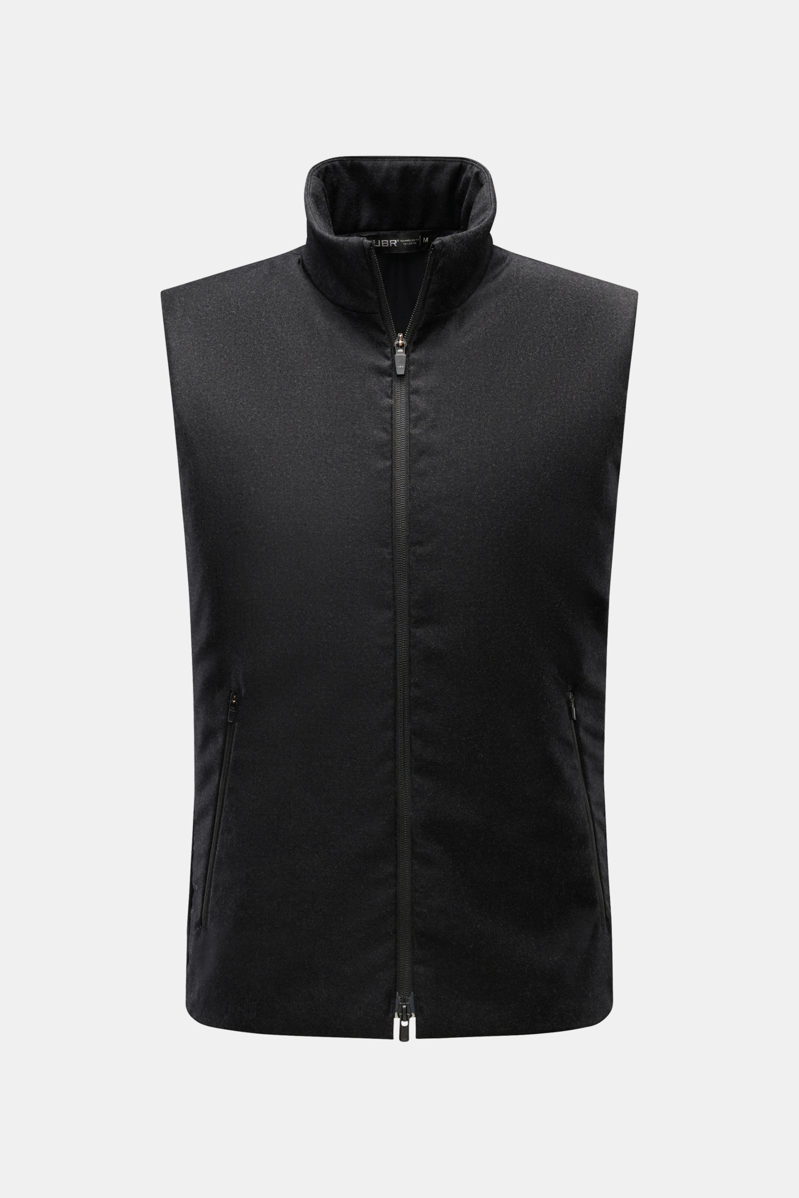 UBR Outdoorweste 'Raptor Savile' anthrazit, Frontansicht, Slim Fit, reine Wolle, weicher Griff, Stehkragen, Zwei-Wege-Reißverschluss, schräge Leistentaschen, geschmeidiges Futter, leichte Wattierung für Übergangszeit.