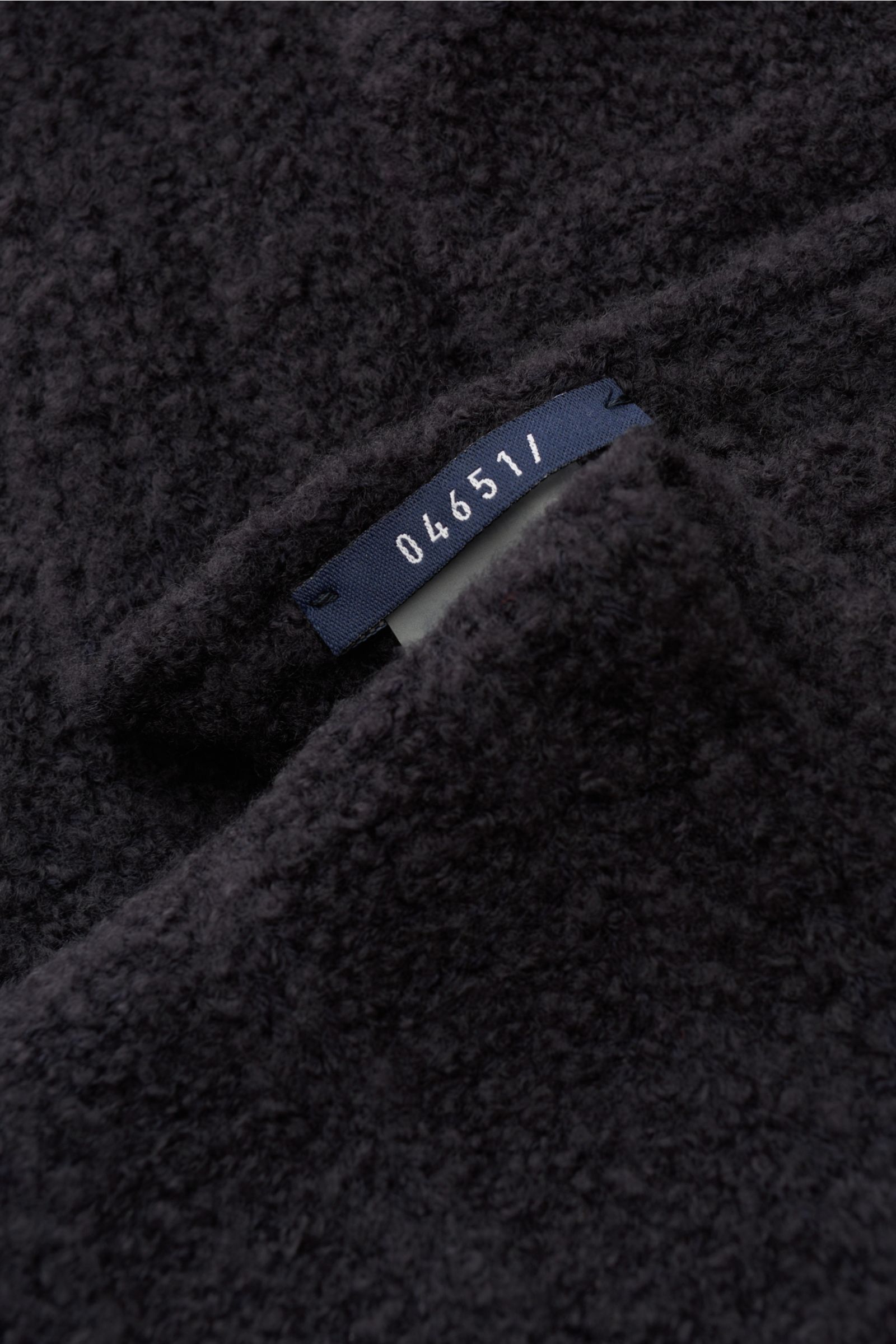 04651/ A trip in a bag Schal 'Chunky Scarf' dark navy