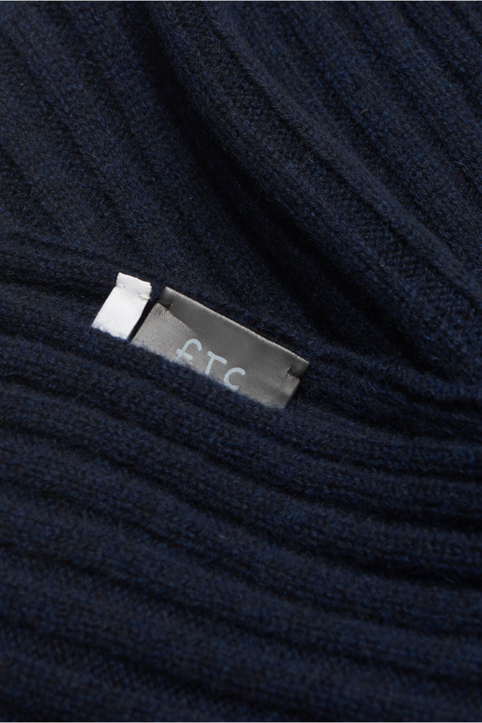 FTC Cashmere Schal navy FTC Cashmere Schal navy