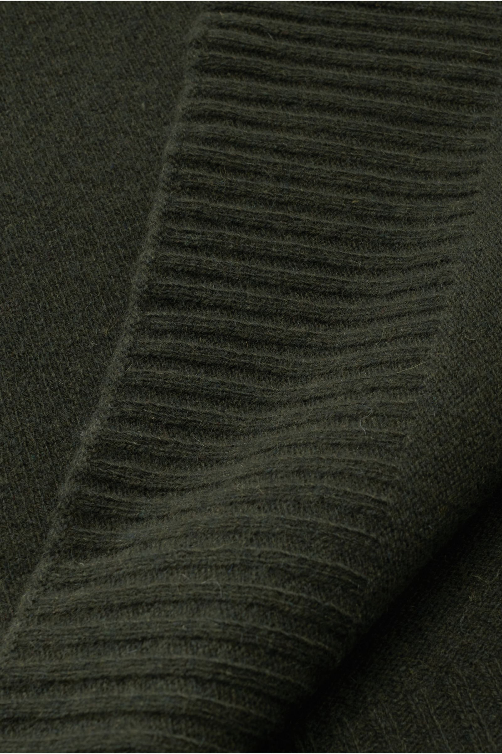 von Braun Cashmere scarf dark olive