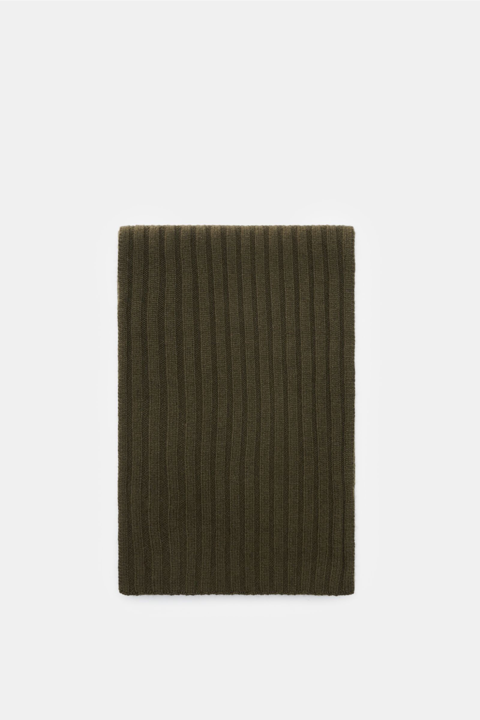 von Braun Cashmere Schal oliv, liegend von oben fotografiert, in klassischem Rippstrick-Design aus reinem mongolischem Cashmere, ca. 169x25 cm, sehr weich und feines Strickbild