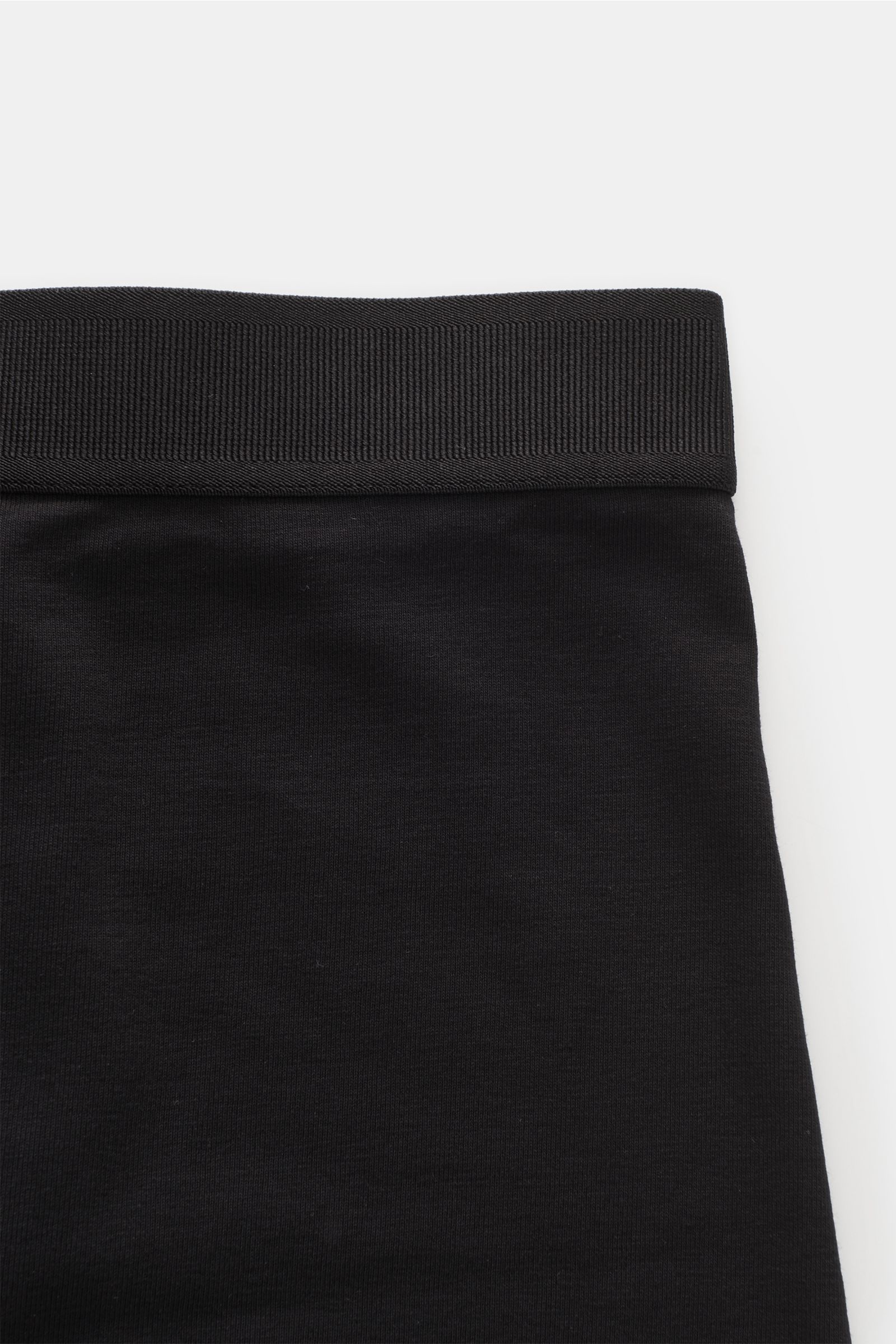 Tom Ford Boxershorts 2er-Set schwarz, Nahaufnahme seitlich oben, sportlich, Slim Fit, elastischer Bund mit TOM FORD-Stitching, weiche Baumwolle, seitlicher Eingriff.