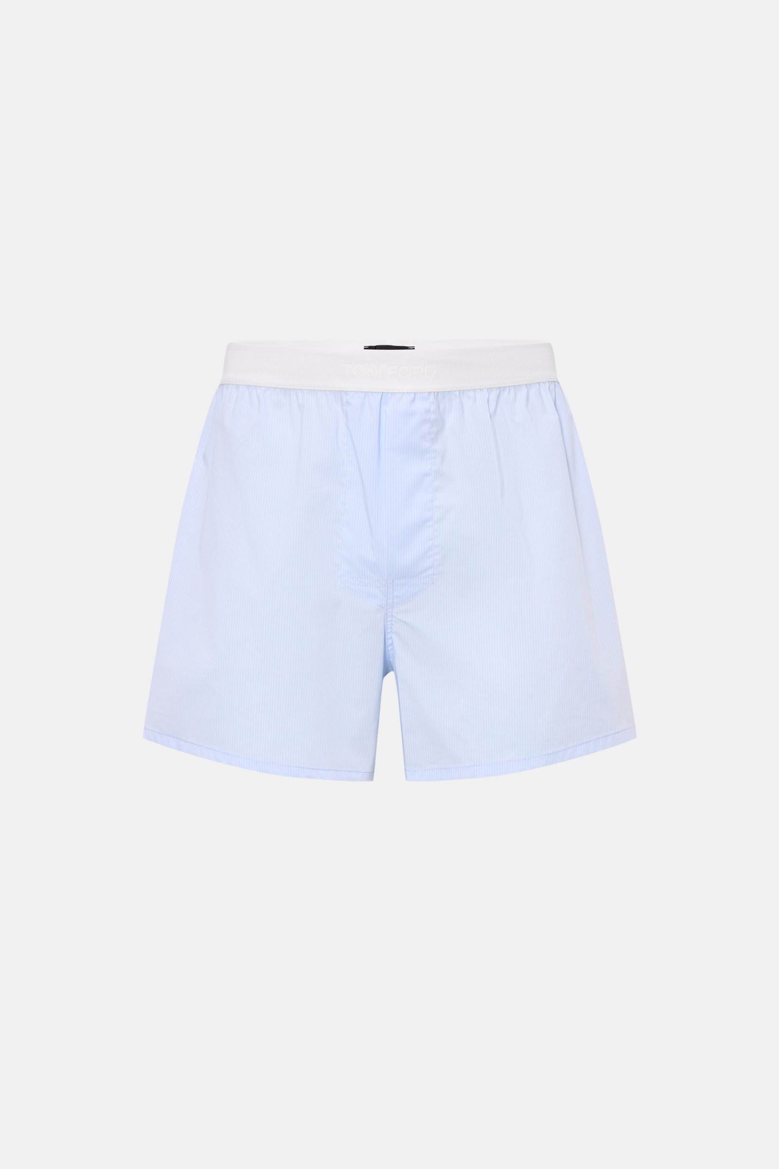 Front view of Tom Ford Boxershorts hellblau/weiß gestreift, slim fit with fine light blue and white stripes, elastic waistband with TOM FORD logo, made from a cotton and microfiber blend for a smooth, lightweight feel, featuring a side opening. Sportlich,