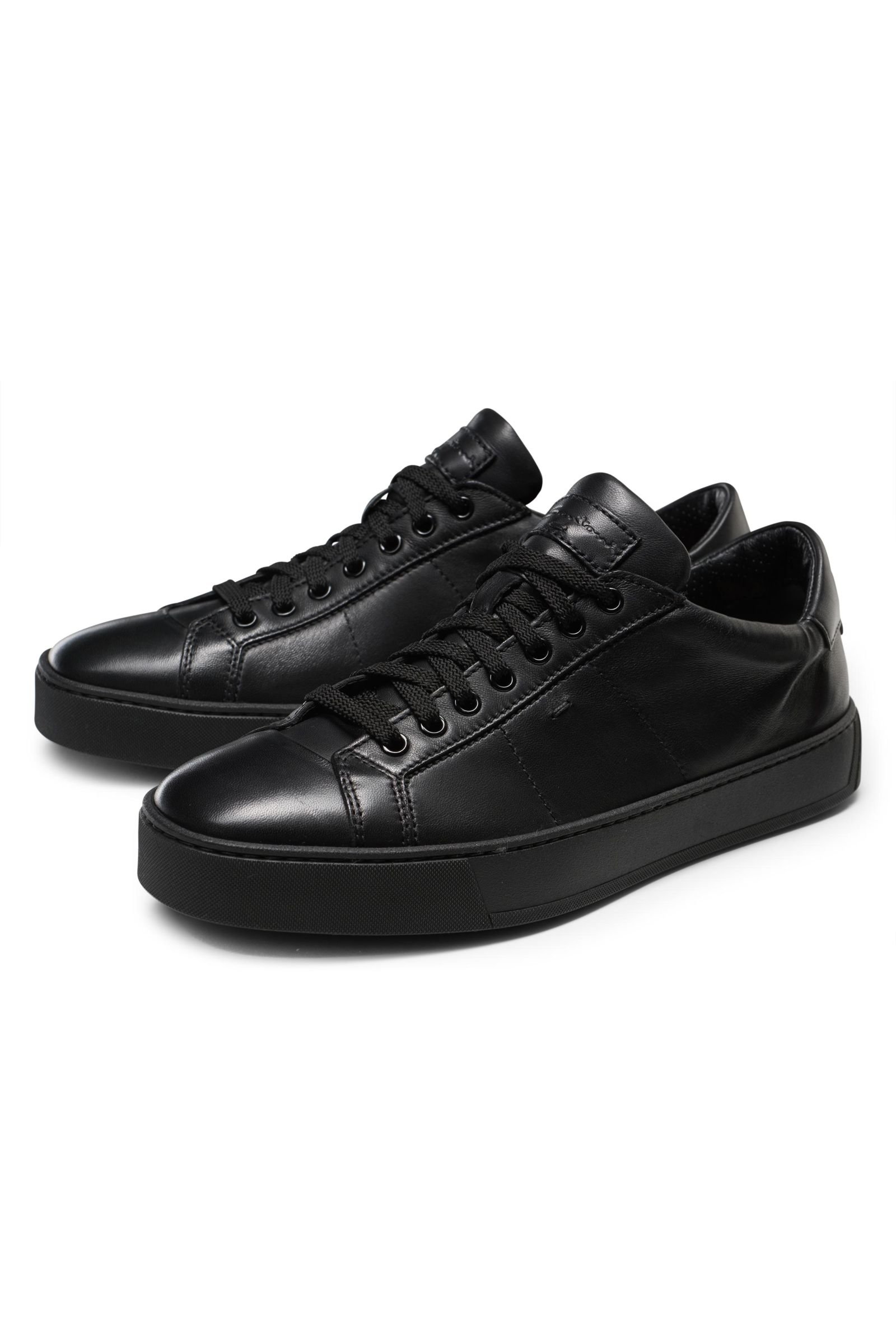 Sneakers black