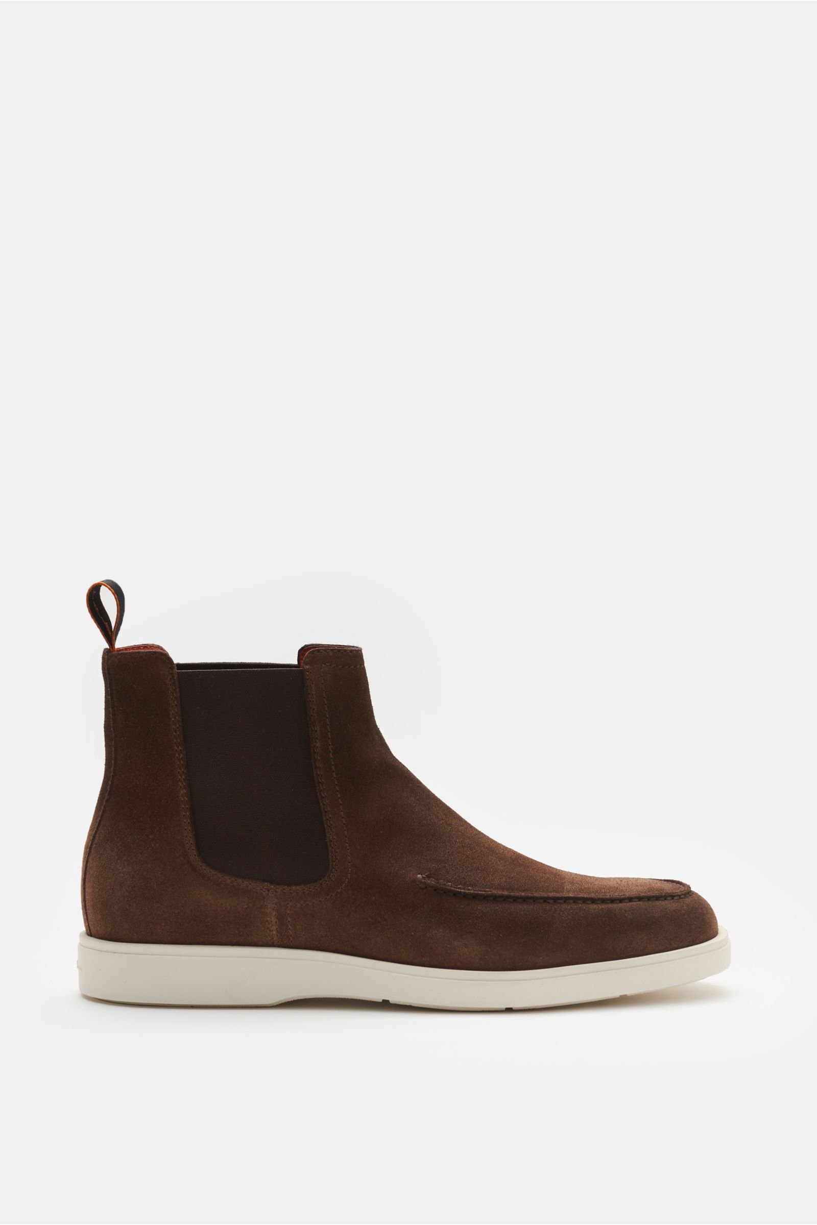 Chelsea boots brown