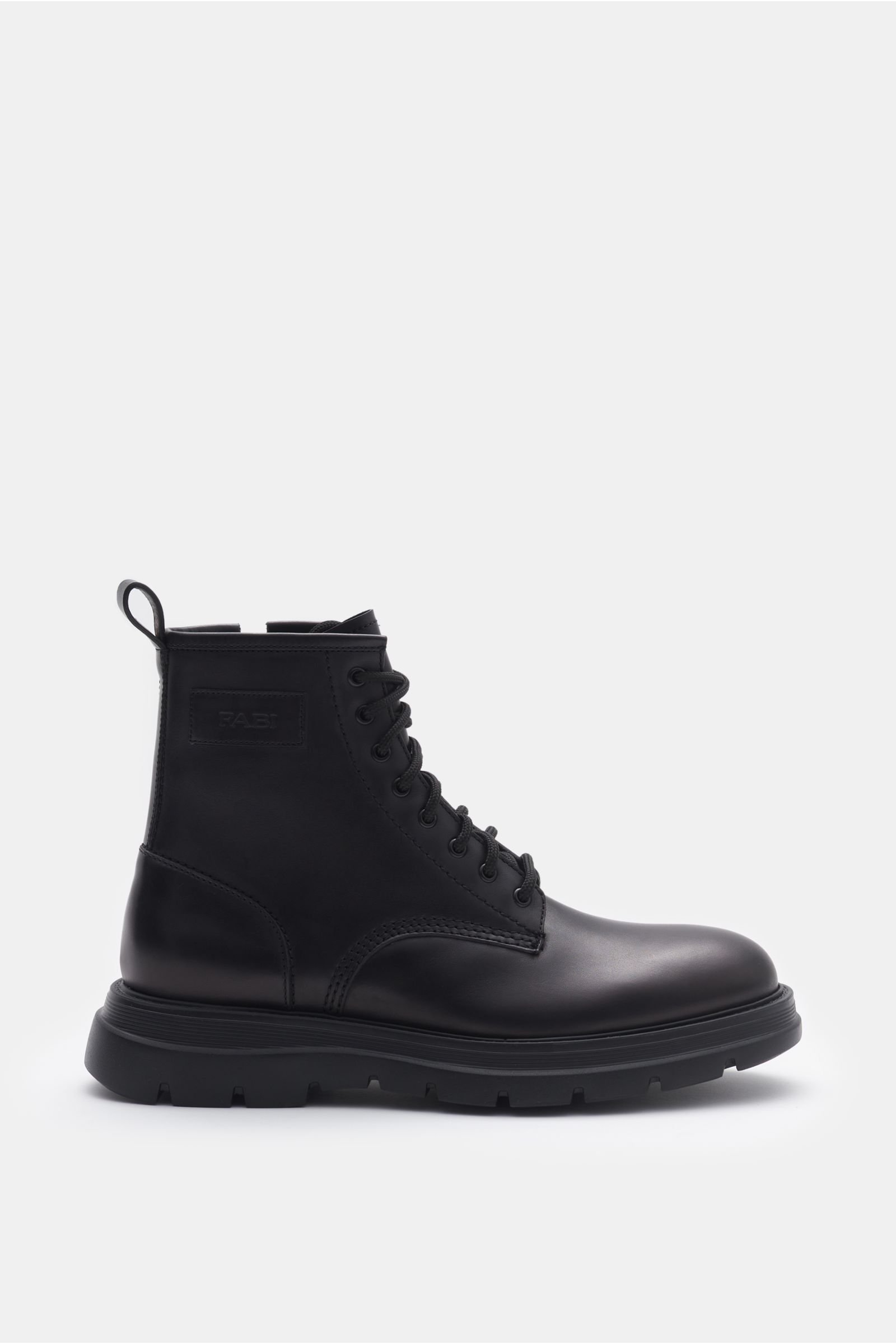 Lace-up boots black