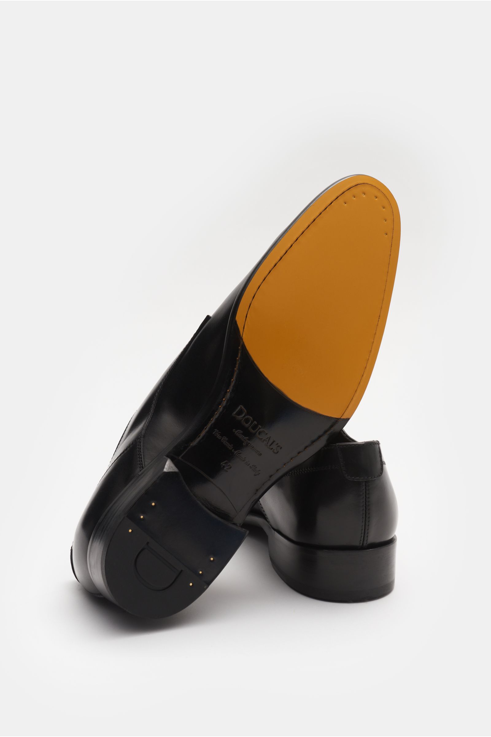 Doucal's Derby shoes black