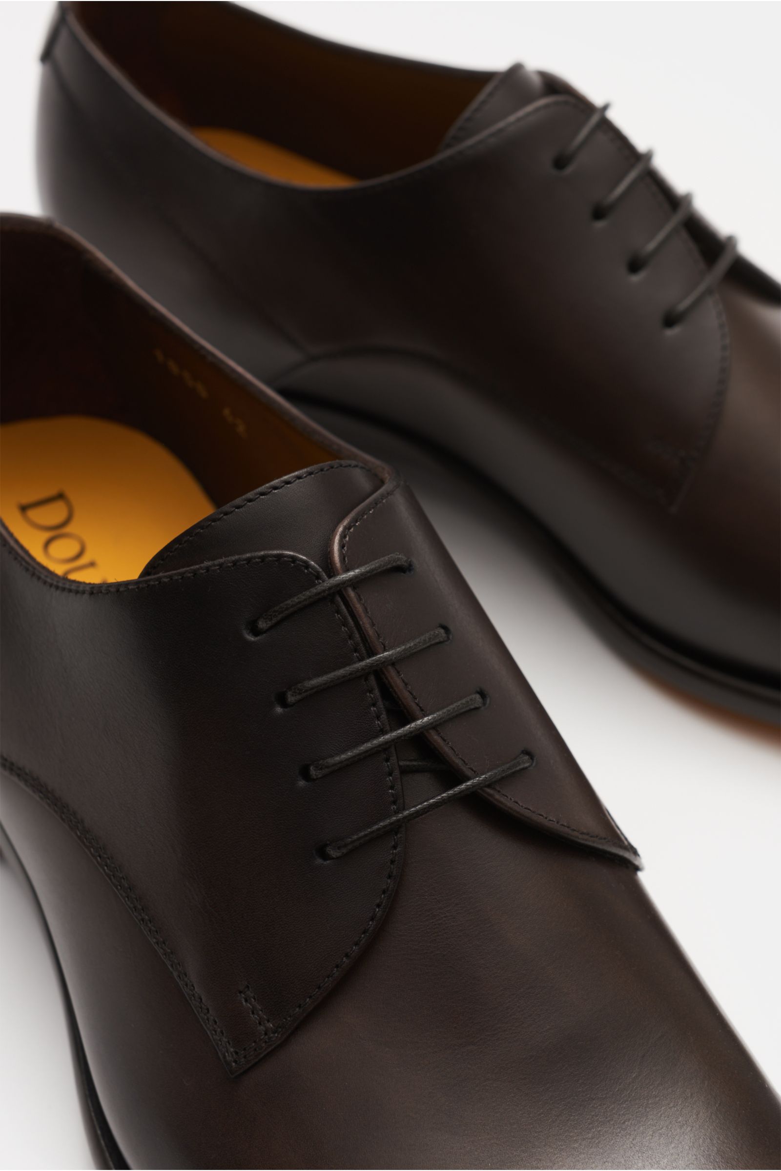 Doucal's Derby dunkelbraun