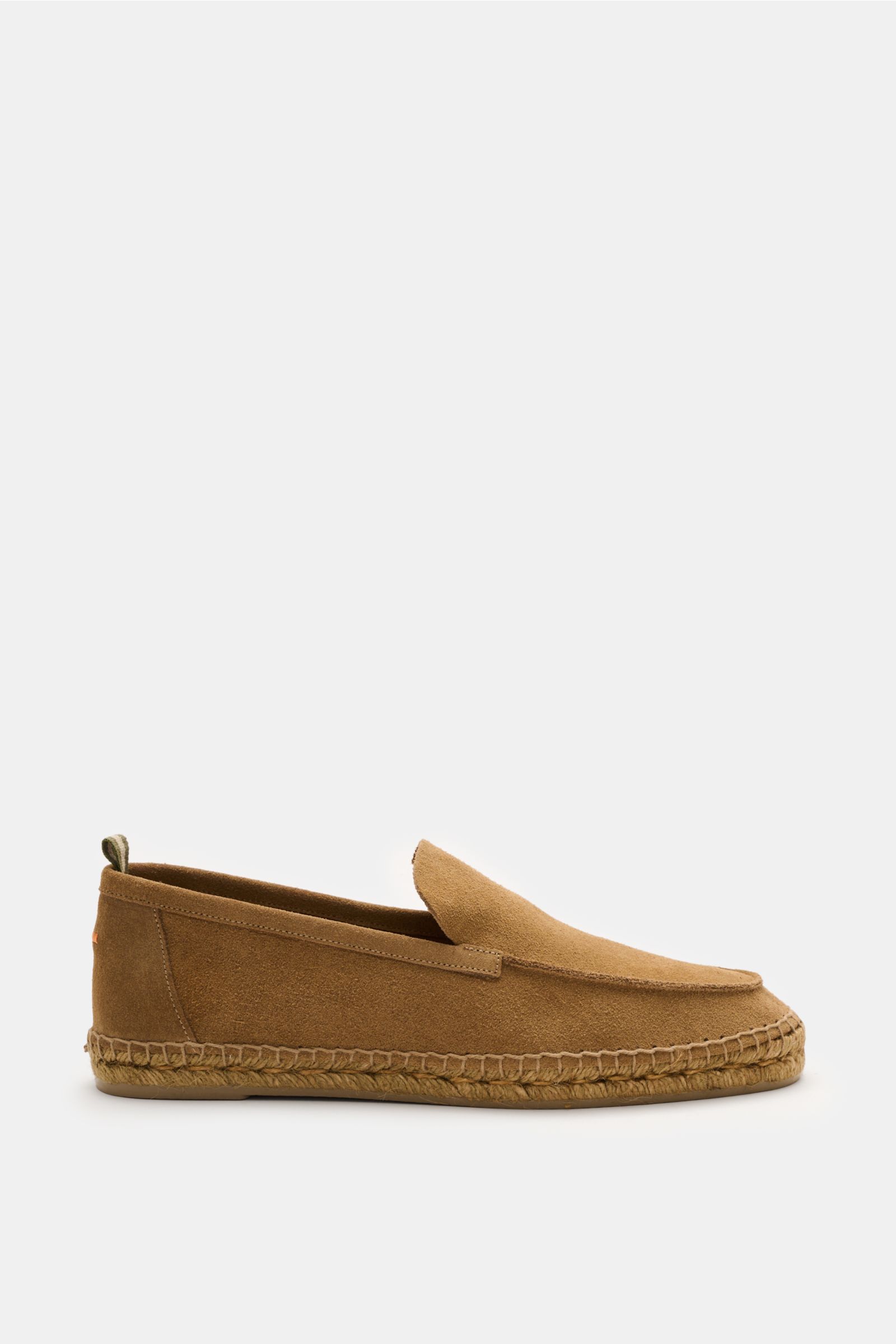 Side view of Castañer Espadrilles 'Nino T' light brown in soft suede with braided jute edging, decorative toe seam, pull loop, and rubber sole.