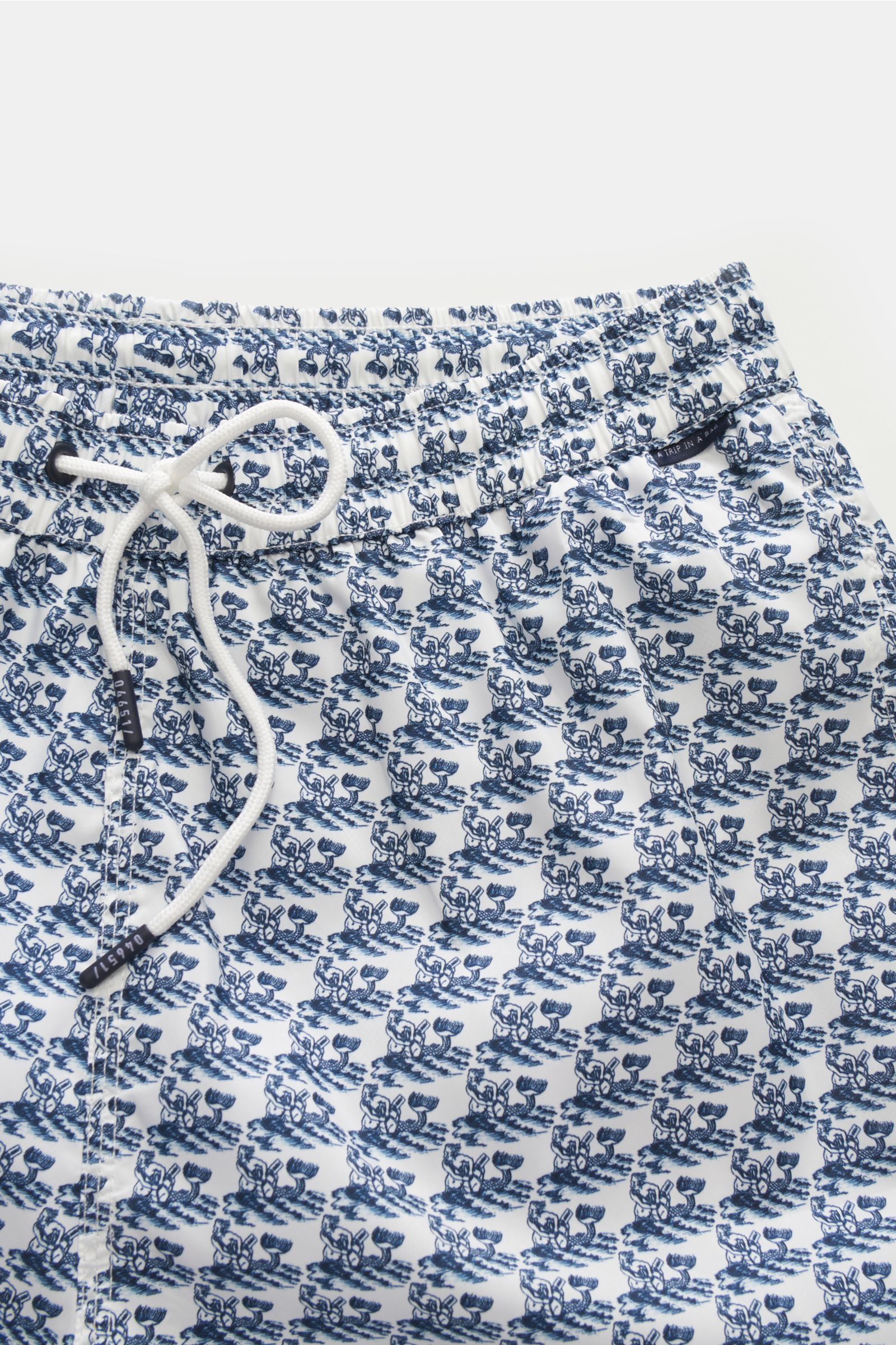 04651/ A trip in a bag Swim shorts ‘Neptun Swim' white/navy patterned