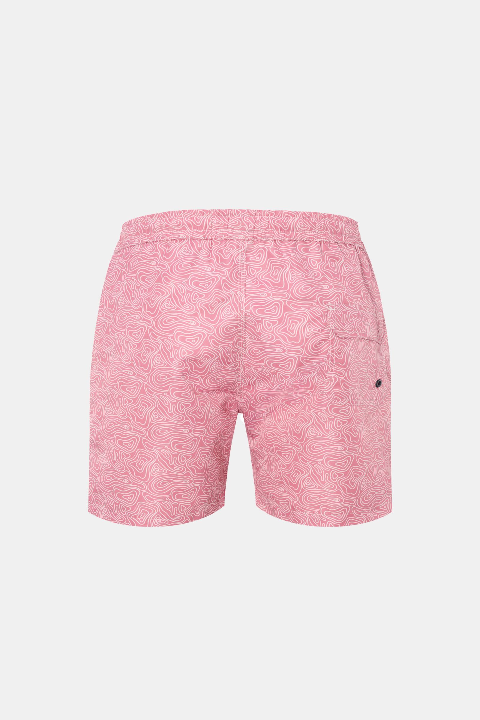 Rear view of 04651/ A trip in a bag Badeshorts 'Seamap' hellrot/weiß gemustert in quick-drying microfiber with a nautical chart pattern, elastic waistband, side pockets, back pocket with flap, mesh lining, and short side slits.