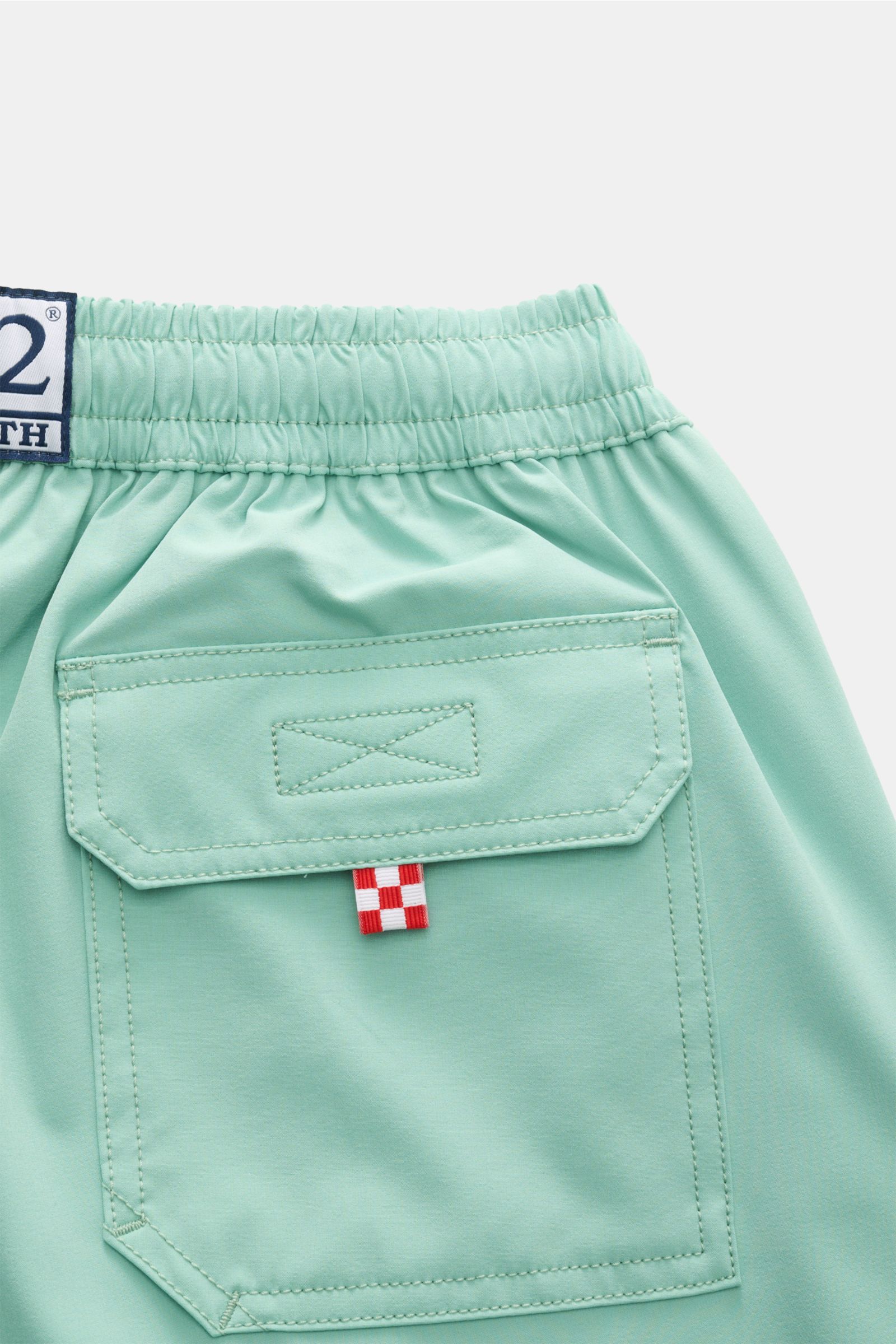 MC2 Saint Barth Badeshorts 'Comfort' türkis von hinten nah, elastischer Bund, Tasche mit Klettverschluss, recycelte Microfaser, schnell trocknend.