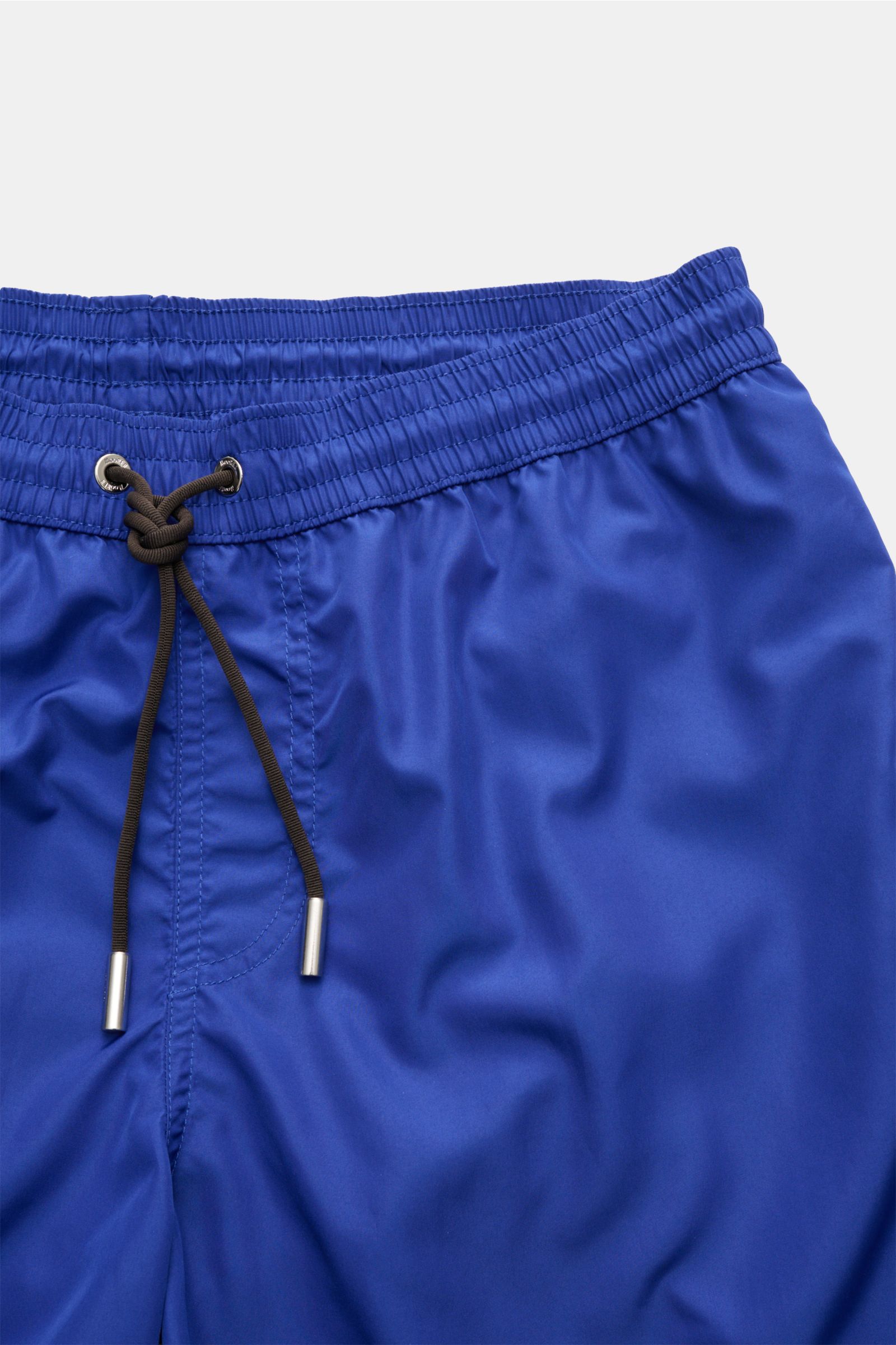 Moorer Swim shorts 'Portofino' dark blue shown from front top close-up, elasticated waistband with drawstring, quick-drying microfiber, smooth feel, regular fit, small key pocket inside, side seam pockets, back pocket with flap, smooth lining.
