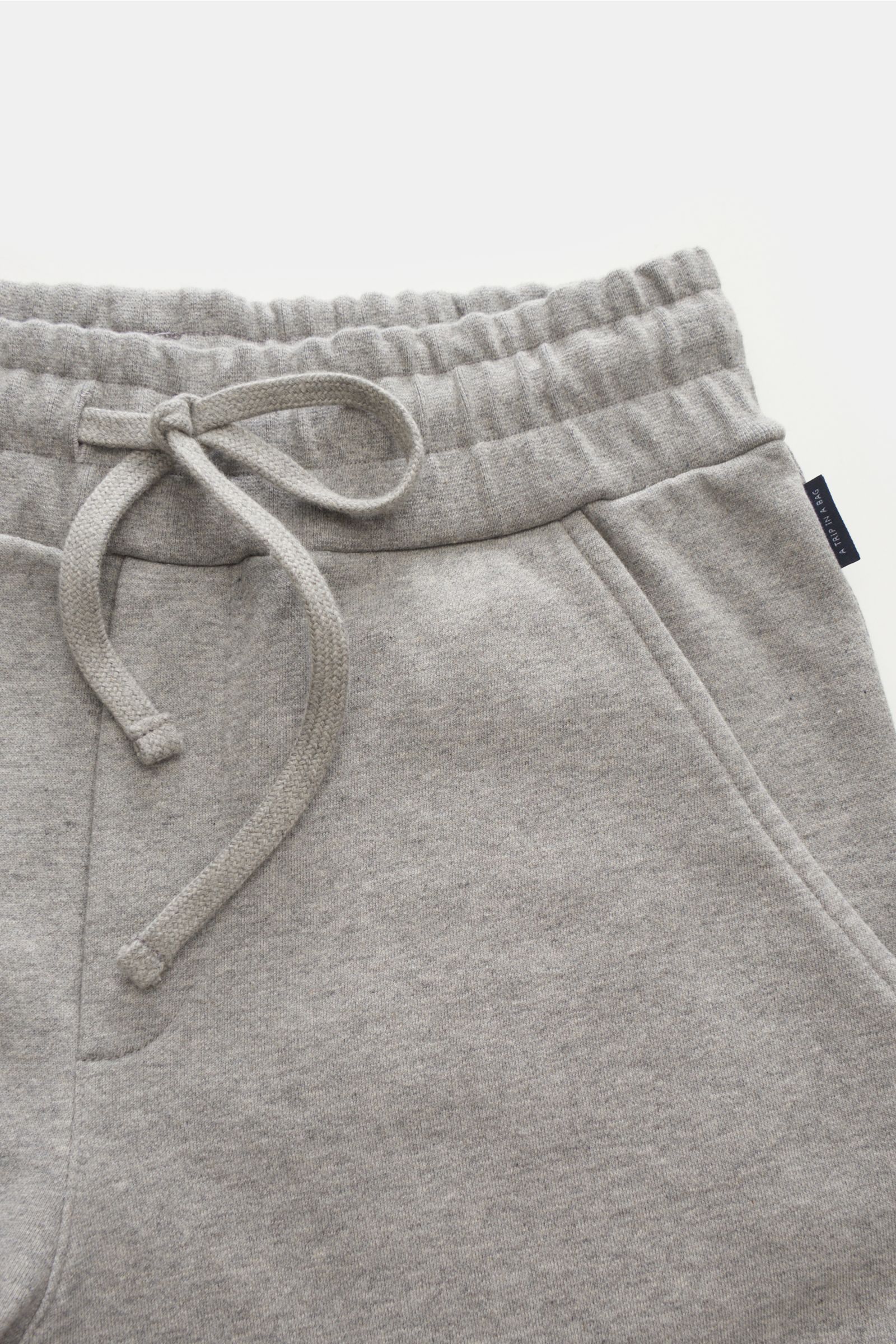 04651/ A trip in a bag Sweat shorts 'AF Bermuda' grey