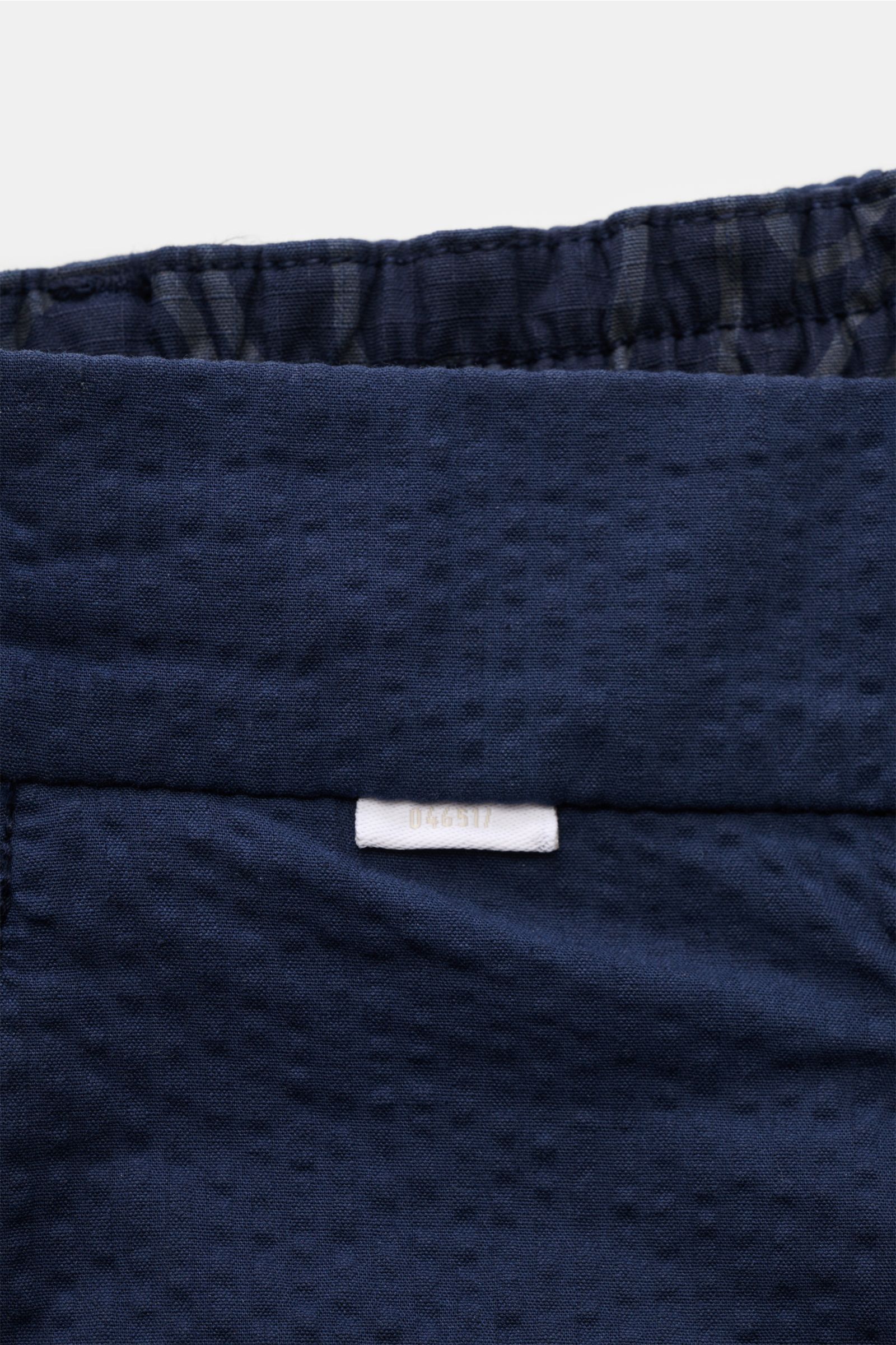 04651/ A trip in a bag Seersucker shorts navy