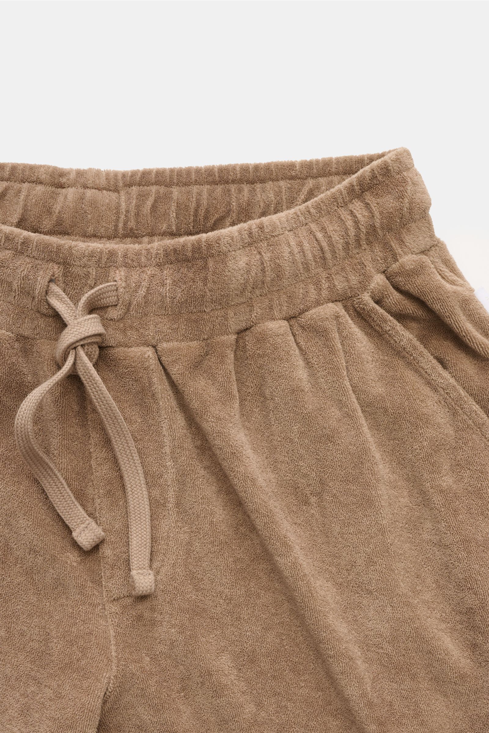 04651/ A trip in a bag 'Terry' shorts taupe