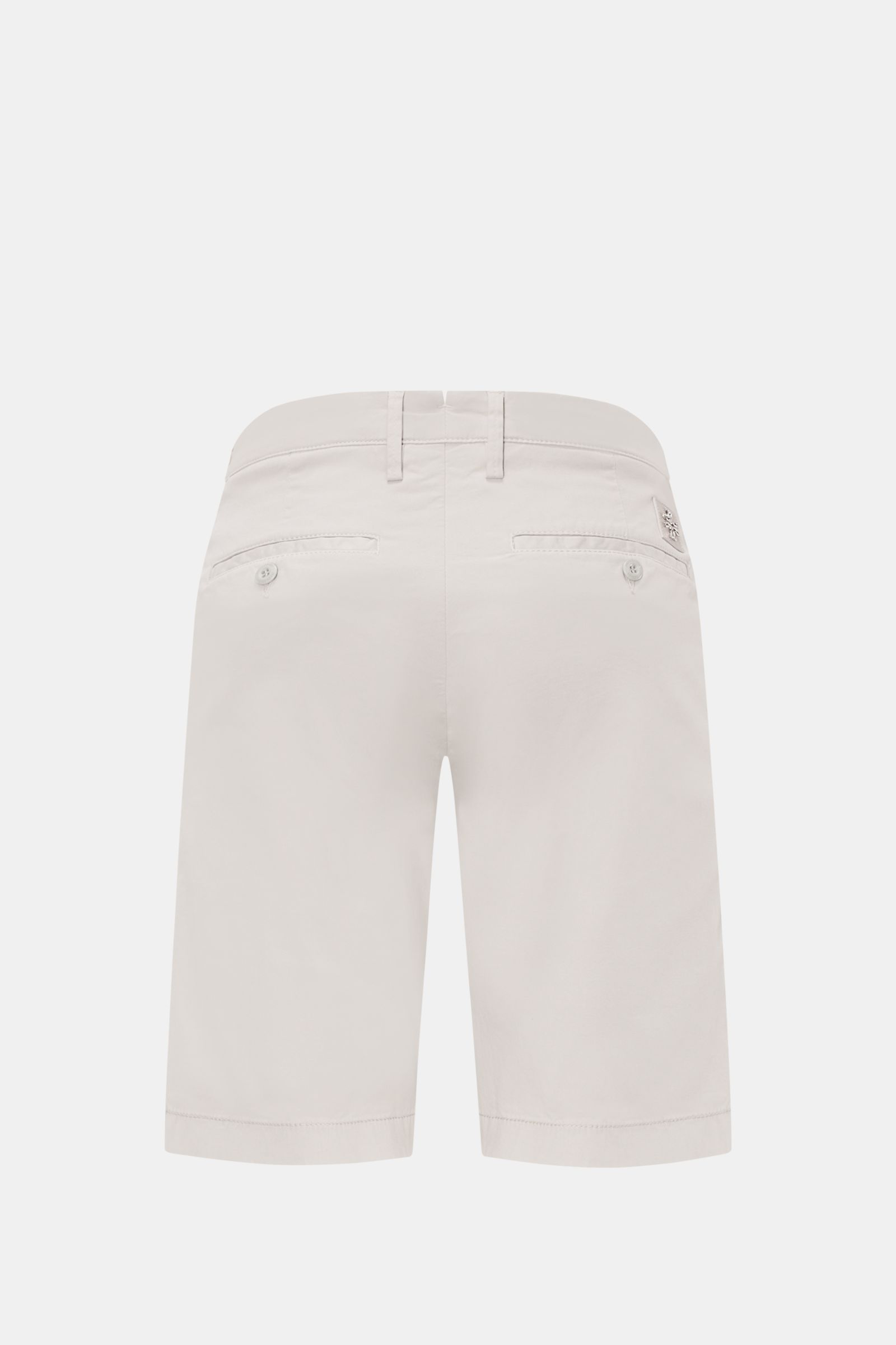 Jacob Cohen Bermudas 'Bob' hellgrau, Rückansicht, Slim Fit, elastische Baumwolle, Button Fly, niedrige Bundhöhe, Leather Patch, französische Taschen.