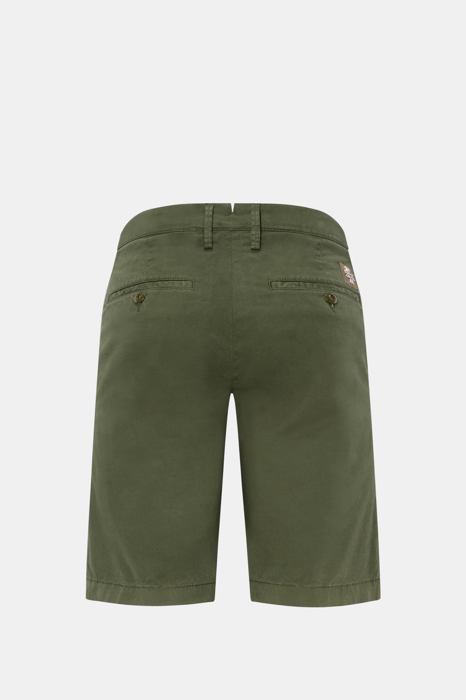 Jacob Cohen Bermudas 'Bob' grün, slim Fit, garment dyed, elastische Baumwolle, Rückansicht mit Gesäßtaschen, Knöpfen und Leather Patch.