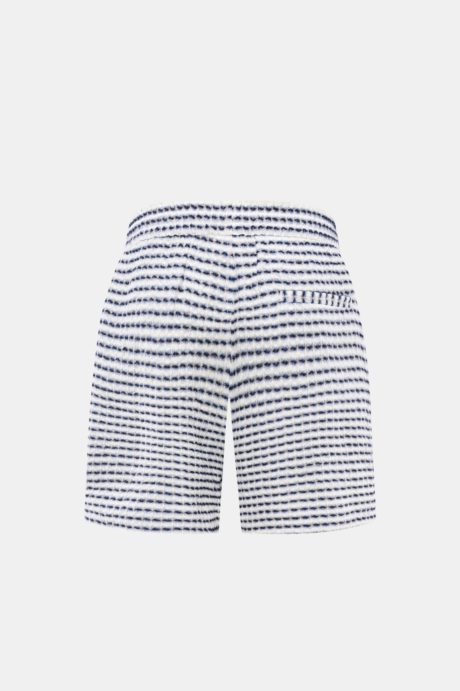 Ché Shorts 'Riita' blau/weiß gemustert, Rückansicht, aus leichtem Leinen mit Waffelpiqué, elastischem Bund, Regular Fit, französischen Taschen.