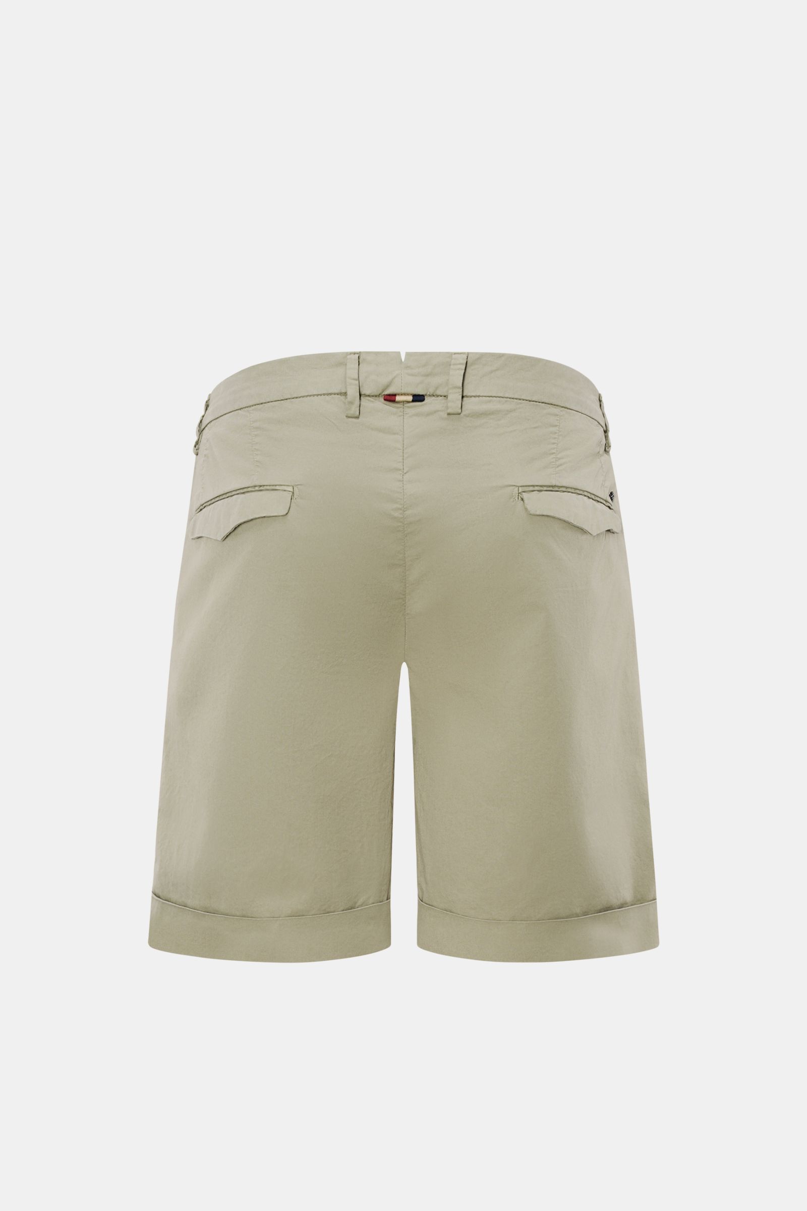 Mason's Shorts 'Torino' grey-green shown from the back, featuring fine cotton twill, elasticated fabric, regular fit, French pockets, watch pocket, back flap pockets, and fixed hem turn-up. Off on a spring getaway: You will be perfectly equipped with the 