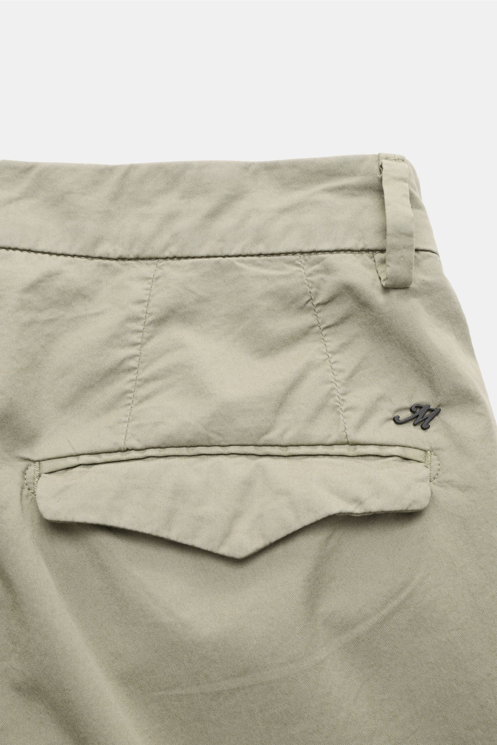 Close-up rear view of Mason's Shorts 'Torino' grey-green made from fine cotton twill with back flap pocket, elasticated fabric, and small woven label, perfect for spring getaways with lightweight stretch cotton providing soft feel and regular fit.