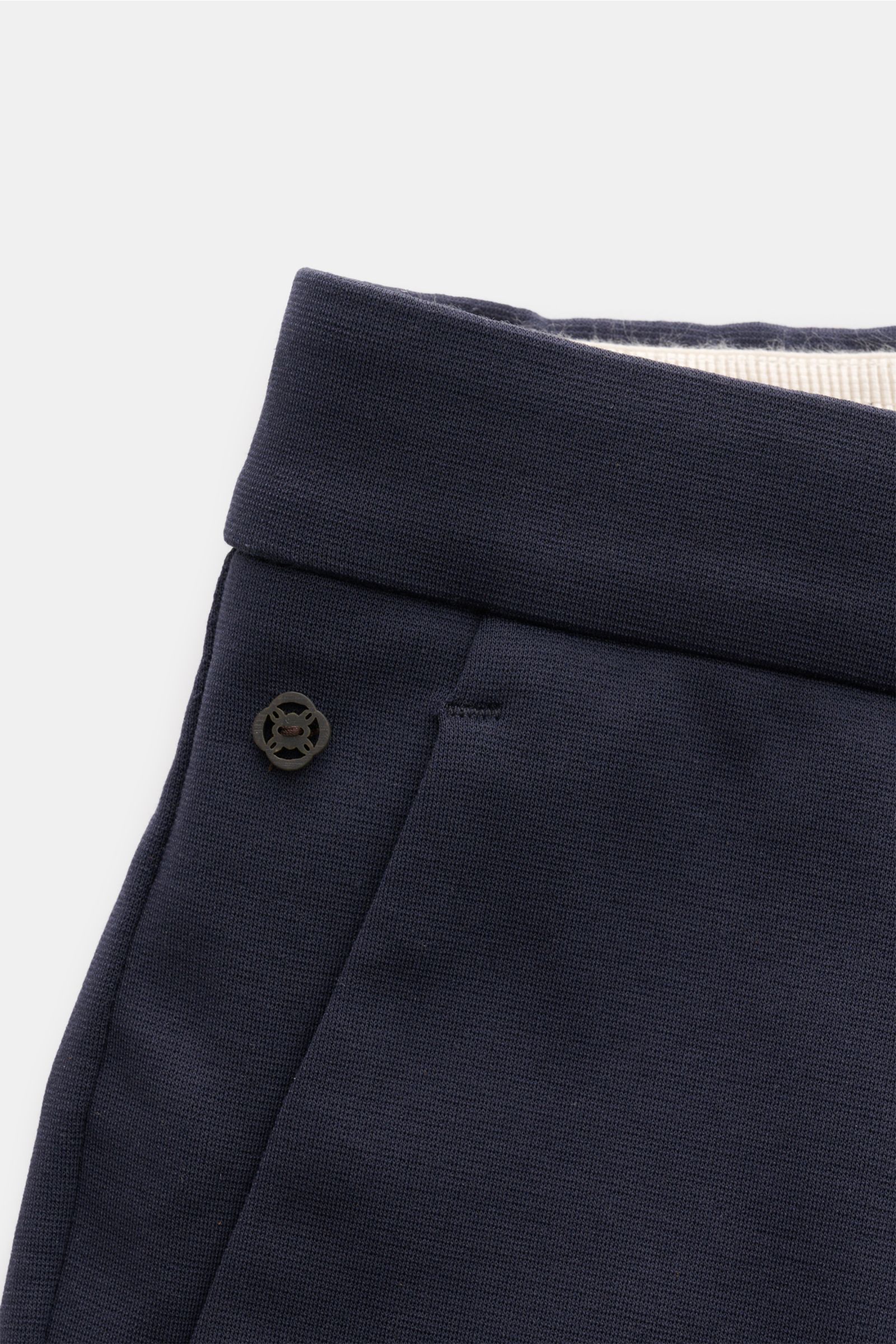 GTA Jersey-Shorts 'Davide' navy in Nahaufnahme von oben, weicher Jersey aus Baumwolle und Microfaser, Regular Fit, elastischer Bund, Logo-Detail.