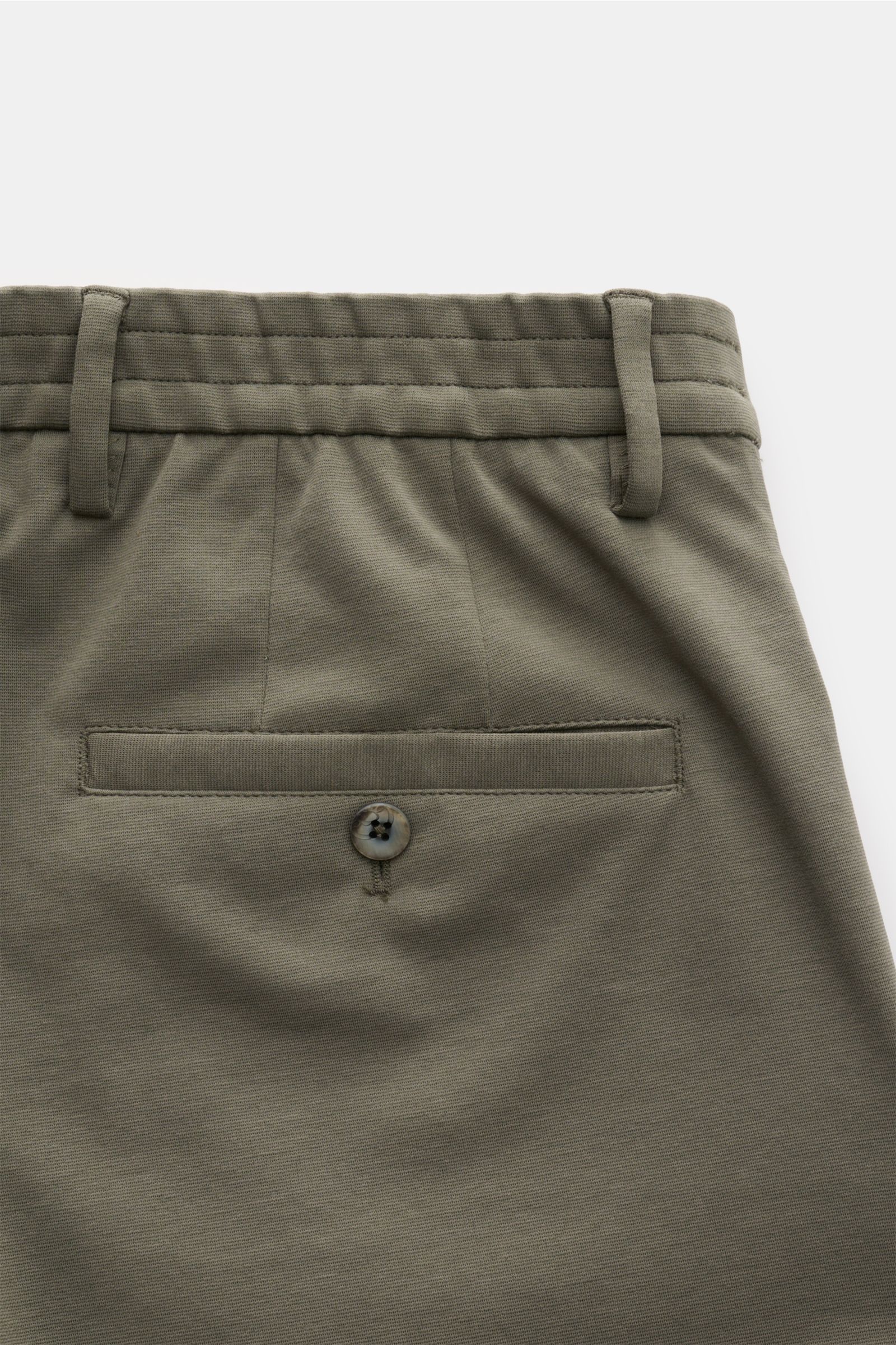 GTA Jersey-Shorts 'Davide' graugrün aus weichem Baumwoll-Microfaser-Jersey, Regular Fit, Reißverschluss, Bundknopf, elastischer Bund, Knopf-Gesäßtasche, französische Taschen, Rückansicht.